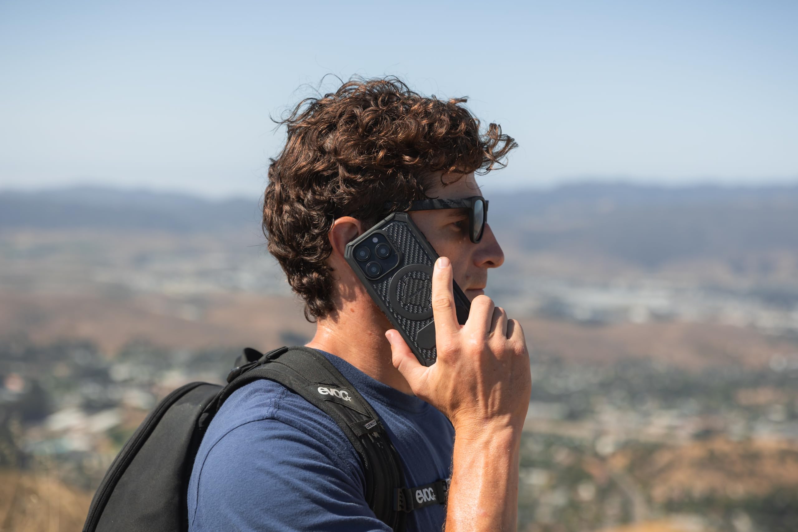 Foto 5 pulgar | Funda Rokform Rugged Para Iphone 16 Pro Max Con Imán Negro - Venta Internacional.