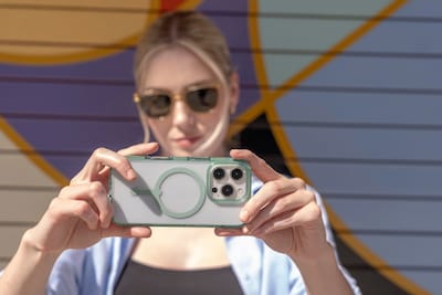 Foto 7 | Funda Snap Zagg Santa Cruz Para Iphone 16 Pro Magsafe, Color Verde - Venta Internacional.