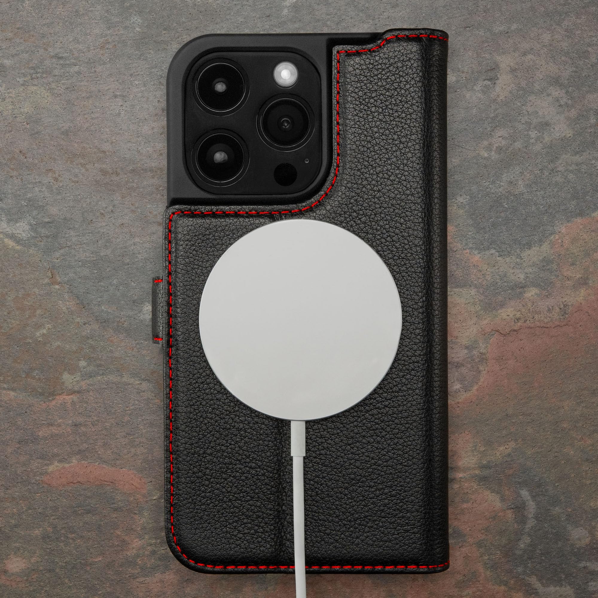 Foto 8 pulgar | Funda Torro Premium Leather Para Iphone 15 Pro Max, Color Negro - Venta Internacional.