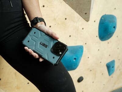 Foto 6 | Funda Urban Armor Gear Uag Pathfinder Para Iphone 15 De 6.1 Pulgadas, Color Negro - Venta Internacional.