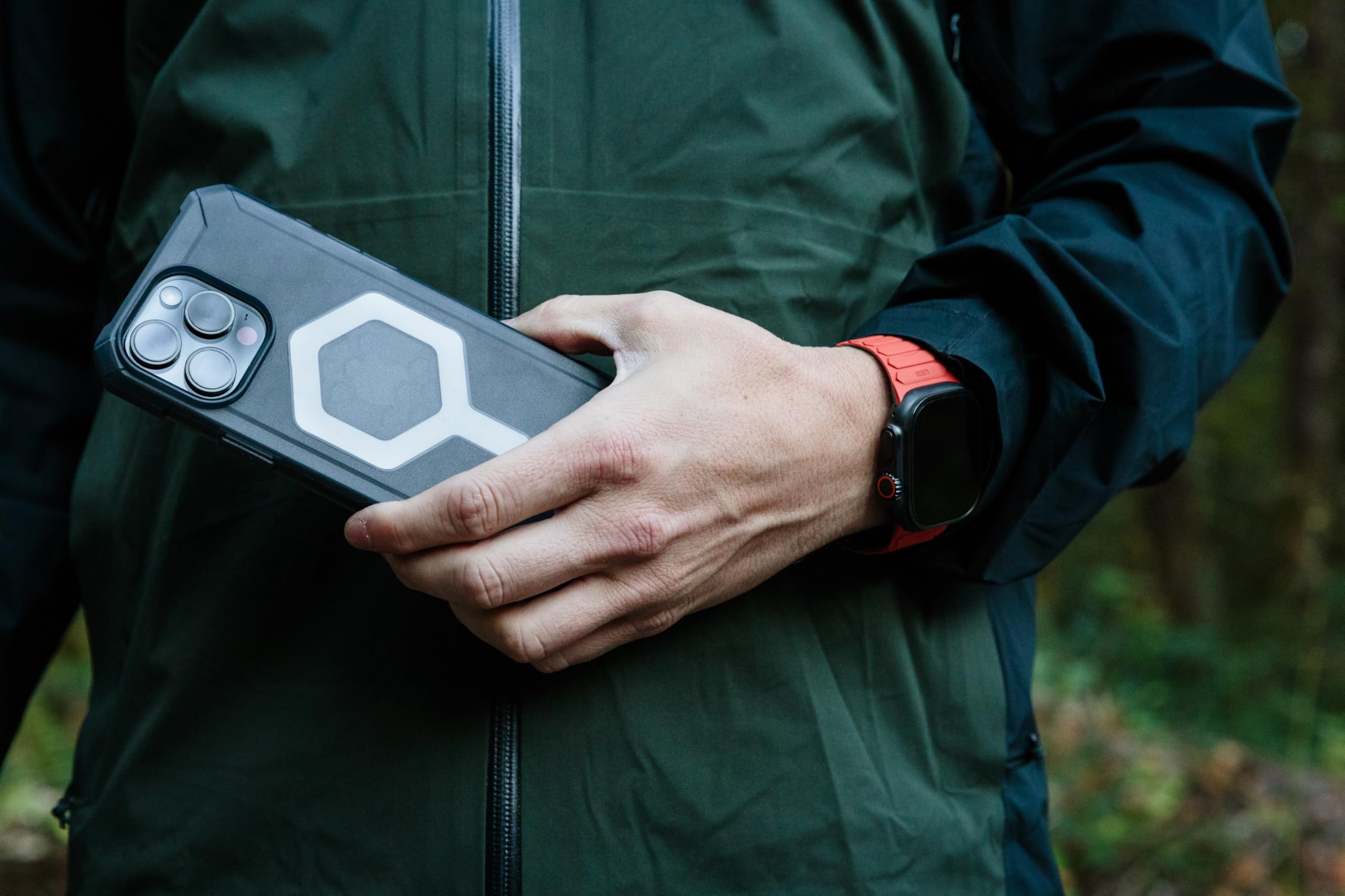 Foto 4 pulgar | Funda Para Teléfono Urban Armor Gear Uag Essential Armor Iphone 16 6.1 - Venta Internacional.