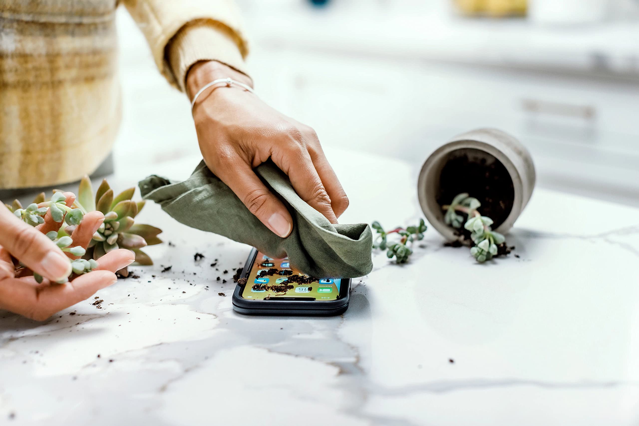 Foto 7 | Funda Otterbox Defender Screenless Series Para Iphone 14 Plus - Venta Internacional.