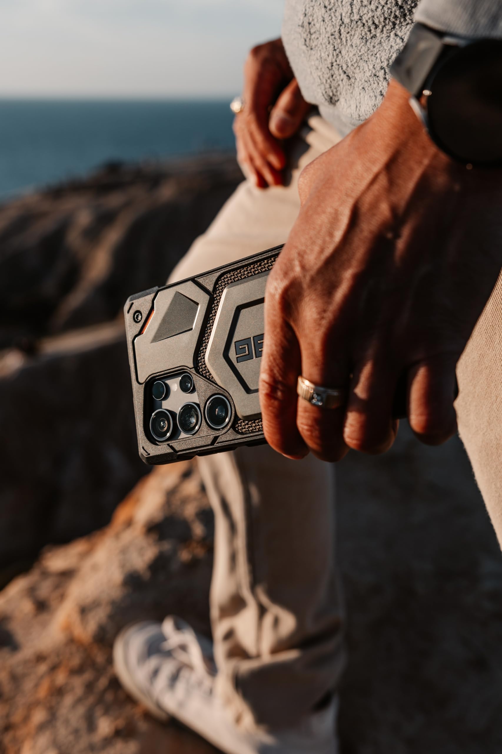 Foto 4 pulgar | Funda Urban Armor Gear Uag Monarch Kevlar Para Samsung Galaxy S24 - Venta Internacional.