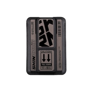 Foto 1 | Tarjetero Para Iphone Titanio Negro Kado De Skinarma
