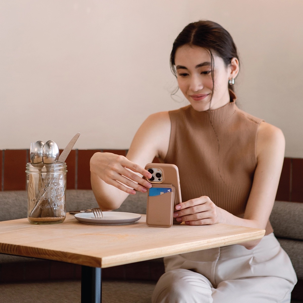 Foto 5 | Esme Tarjetero Para Iphone Magnético Multiposición Con Espejo