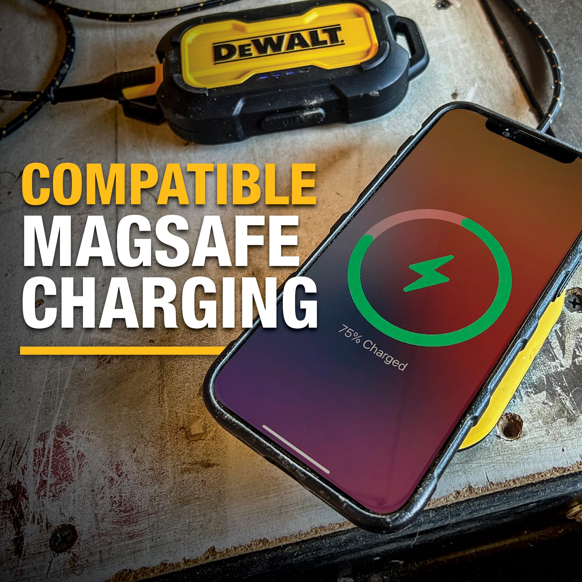 Foto 3 pulgar | Funda De Teléfono Dewalt Heavy Duty Magnetic Para Iphone 15 Pro, Color Negro - Venta Internacional.