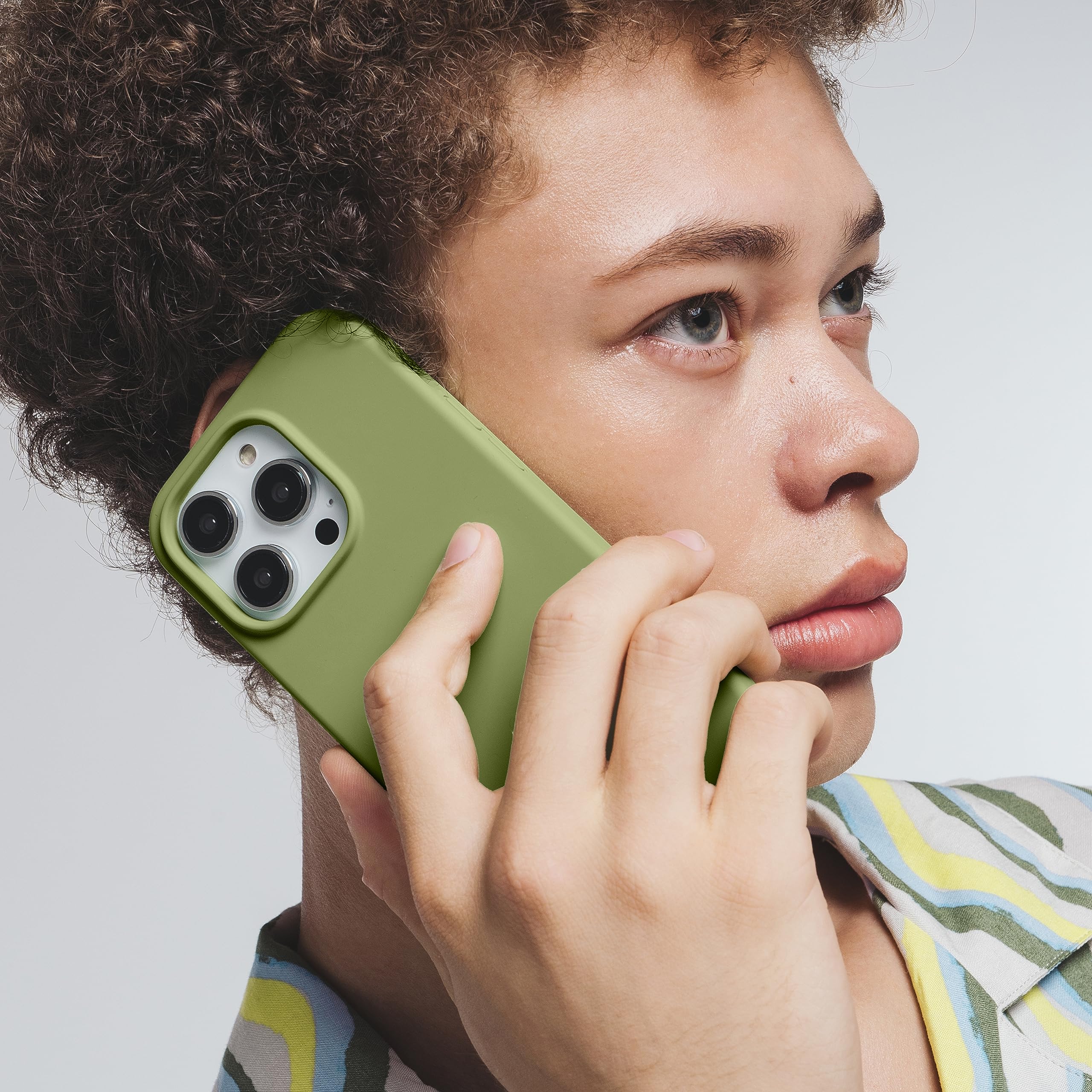 Foto 6 | Funda De Teléfono Elago Compatible Con Iphone 15 De Silicona Líquida - Venta Internacional.