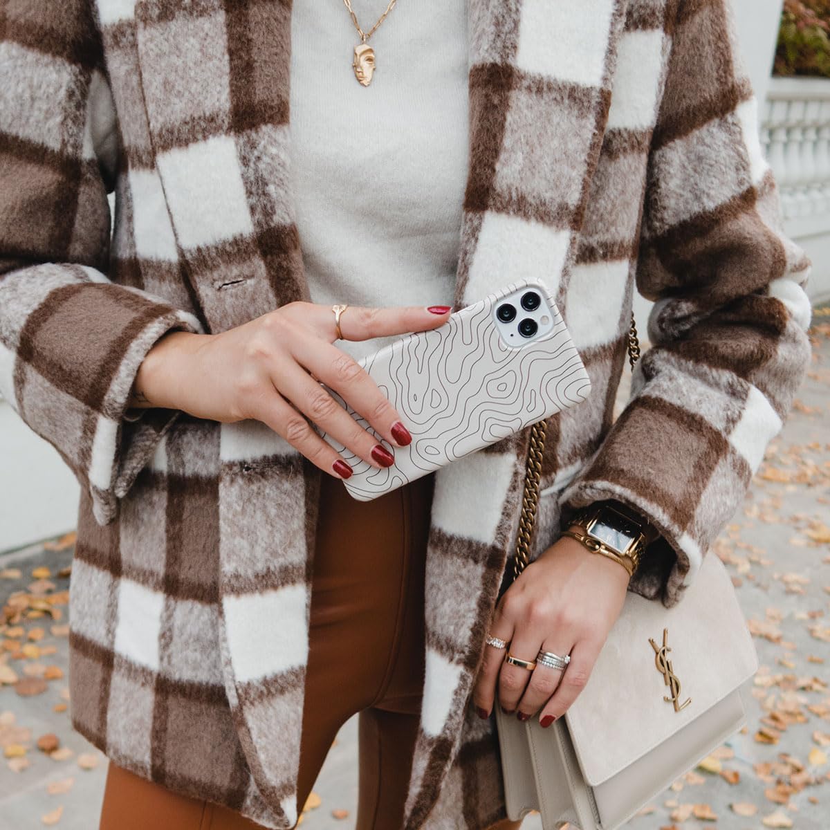 Foto 7 | Funda De Teléfono Burga Para Iphone 15 Pro: Moderna, Estética Y Bonita - Venta Internacional.