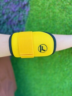 Foto 4 | Codera Microperforada Protector De Bateo (adulto) - Amarillo/negro Unitalla