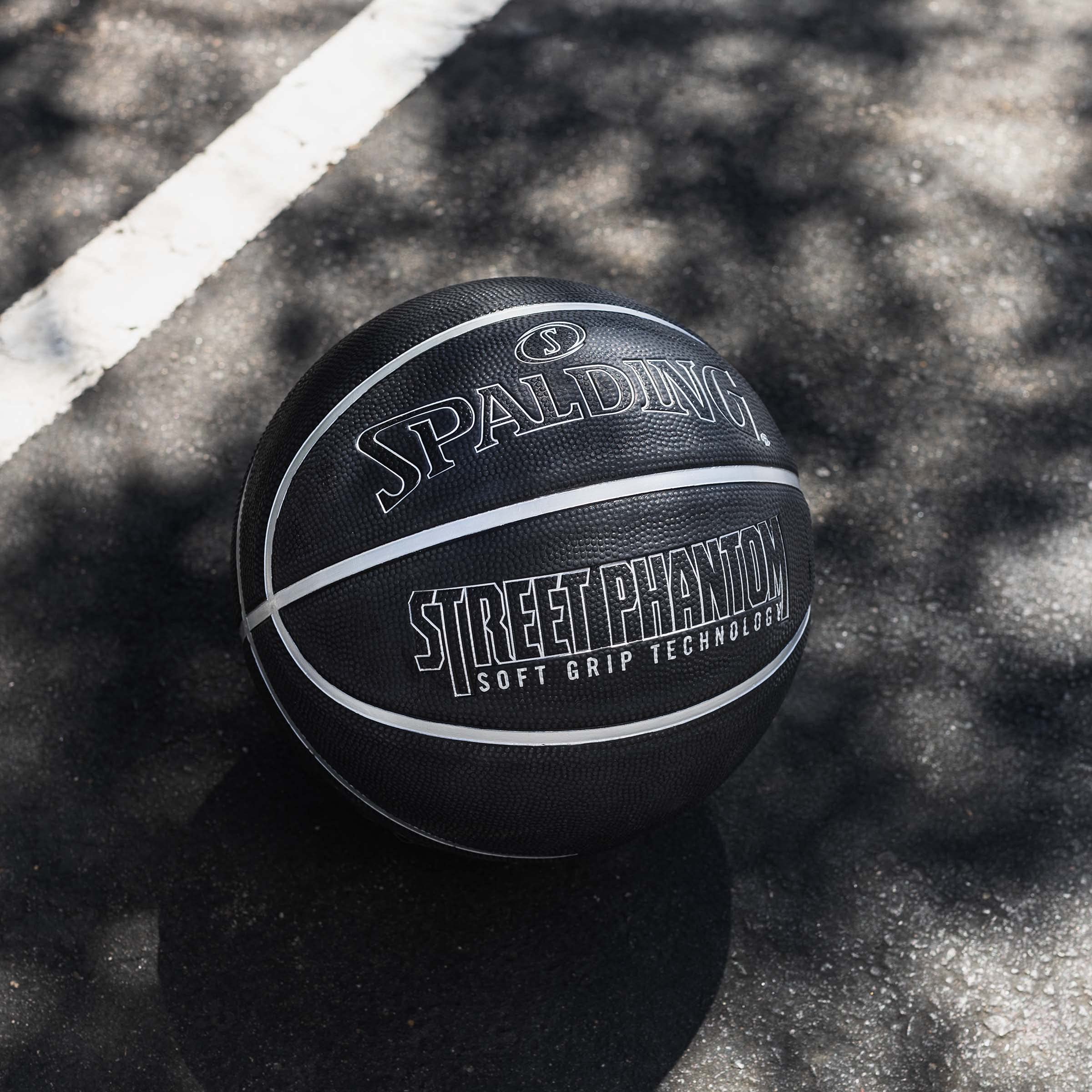 Foto 7 pulgar | Baloncesto Spalding Street Phantom Outdoor Neon Silver 29.5 - Venta Internacional.