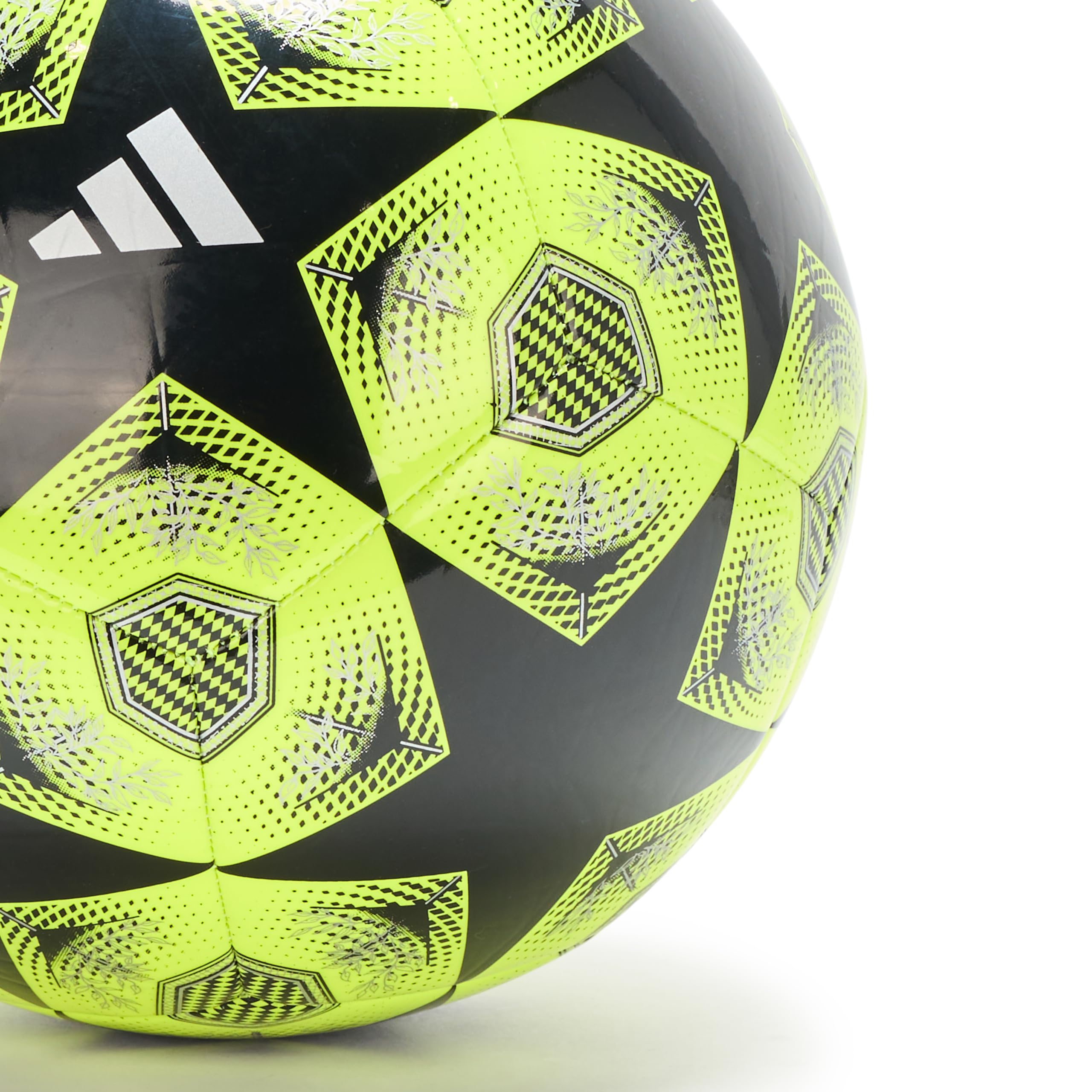 Foto 4 pulgar | Balón De Fútbol Adidas Ucl Club Unisex Para Adultos, Talla 5 - Venta Internacional.