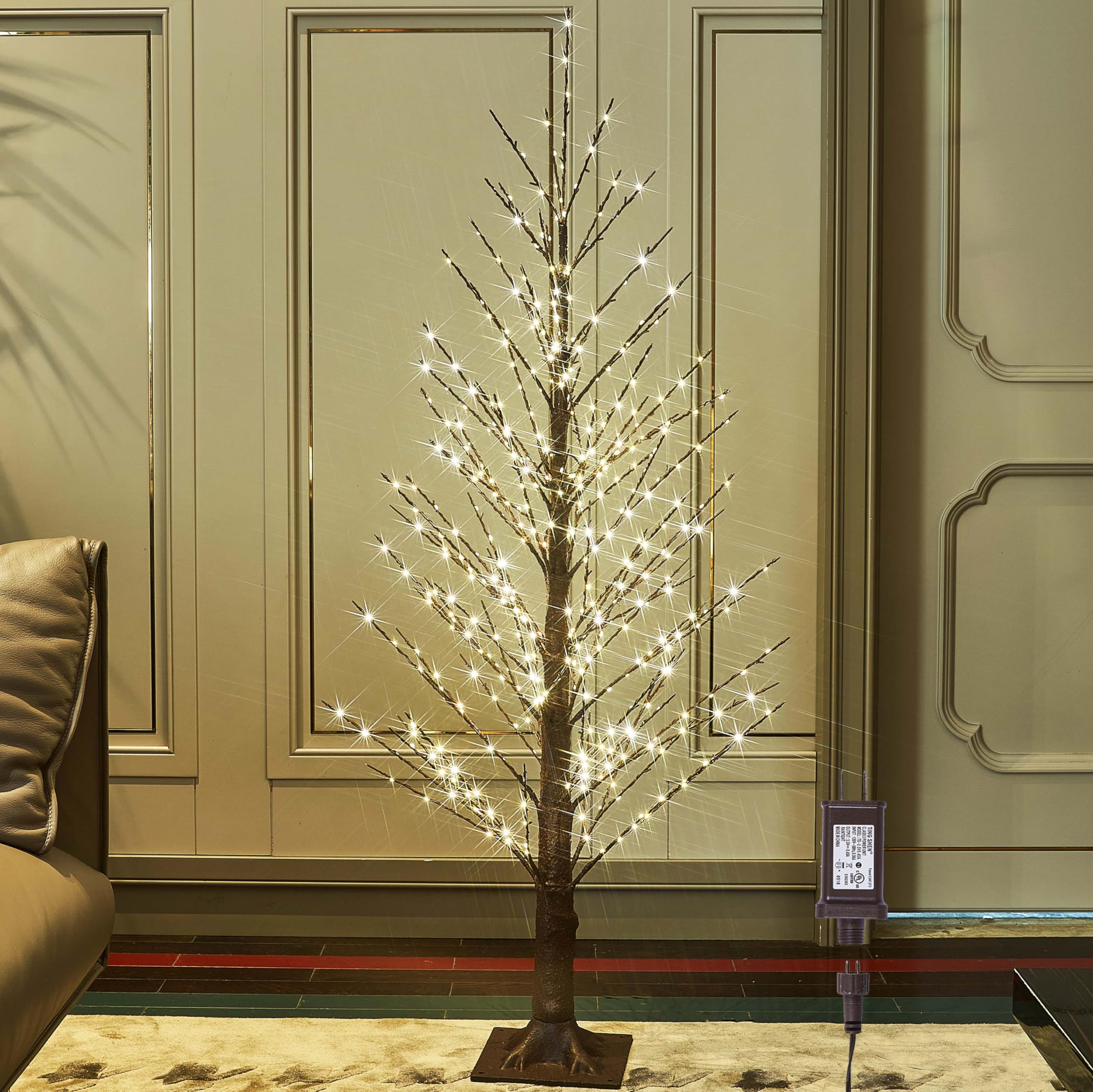 Foto 2 pulgar | Alpine Tree Hairui Iluminado En Color Marrón, 4 Pies Con Luces Blancas Cálidas De 450 L - Venta Internacional.
