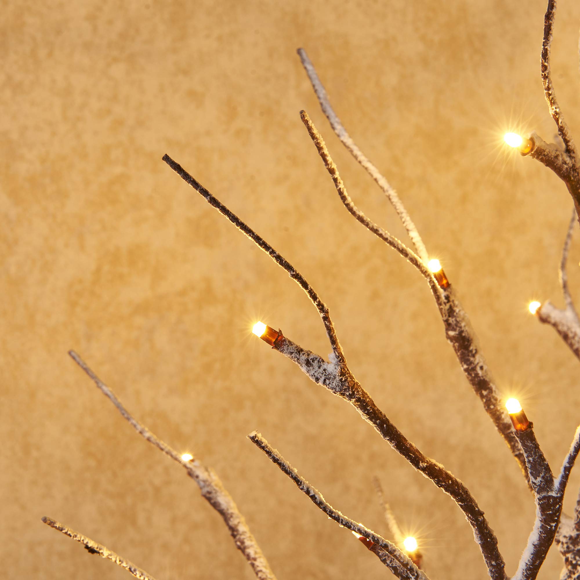 Foto 7 pulgar | Árbol De Navidad Hairui, Mesa Preiluminado, Espolvoreado Con Nieve Y Temporizador - Venta Internacional.