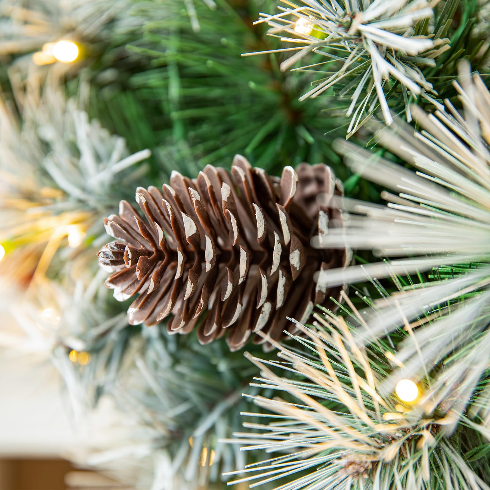 Foto 7 | Piñas Preiluminadas De Christmas Swag Glitzhome Con Frutos Rojos, 90 Cm - Venta Internacional.