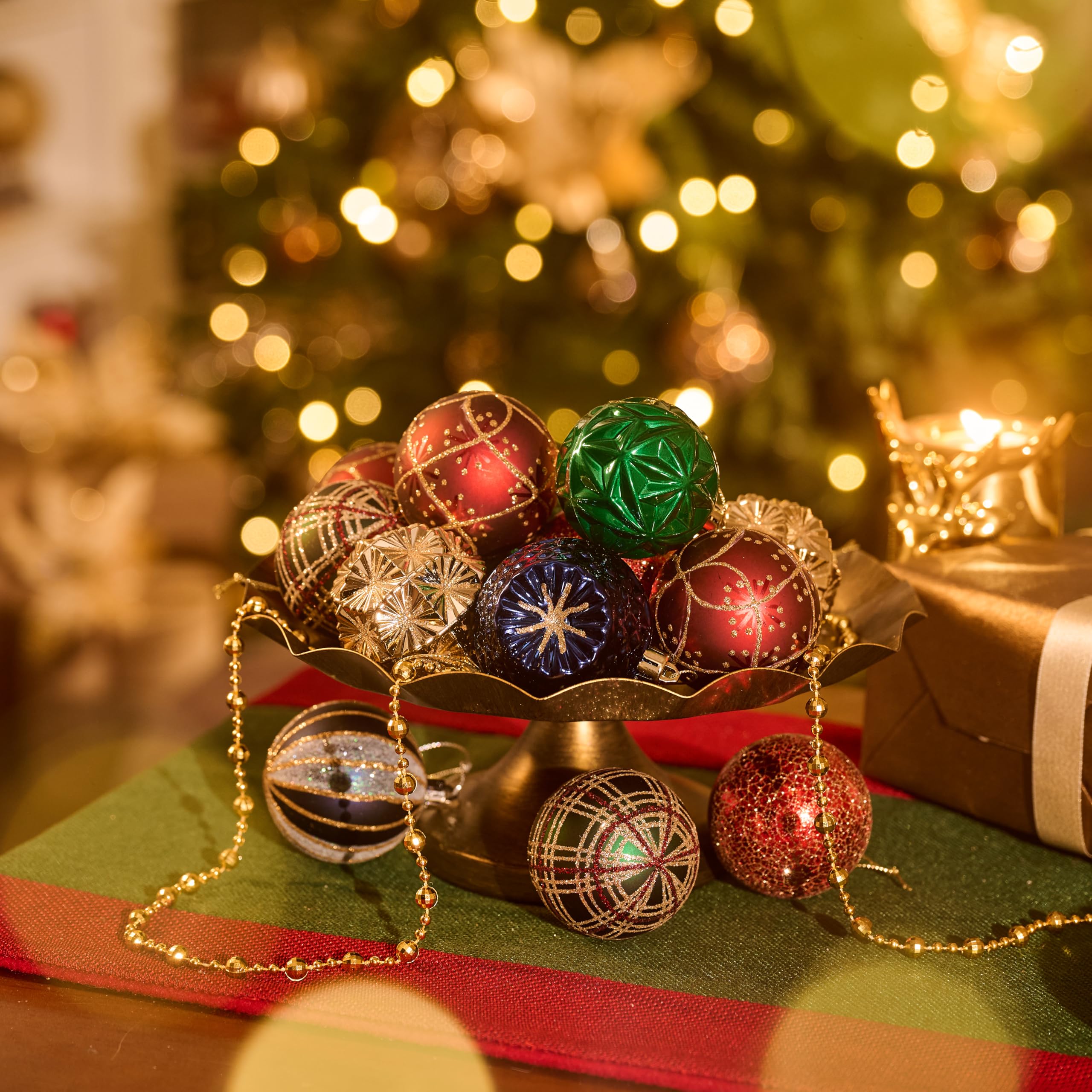 Foto 6 | Adornos Navideños Valery Madelyn, Oro Rojo Y Verde De 16 Quilates, 6 Cm - Venta Internacional.