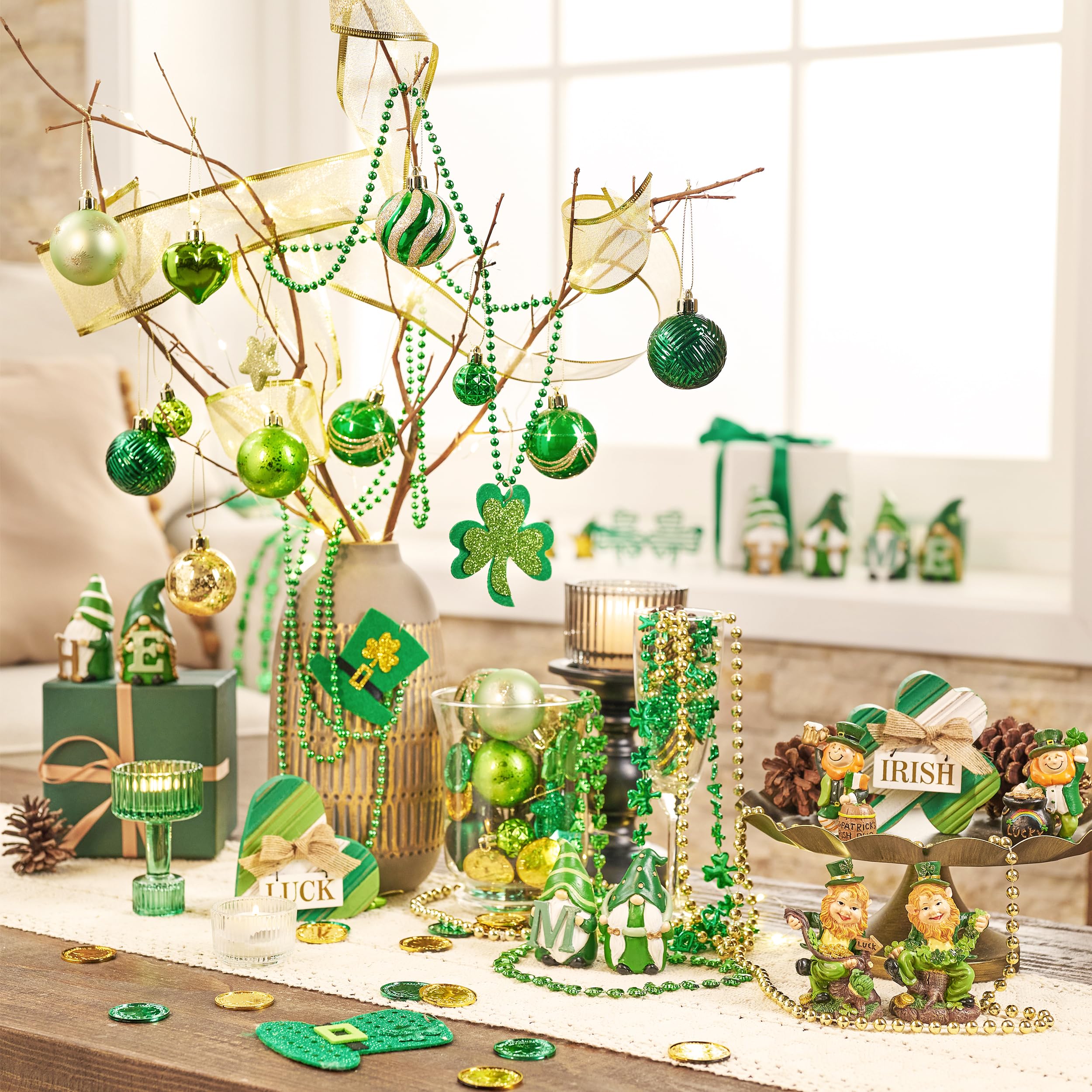 Foto 3 | Ornaments Valery Madelyn Con Forma De Corazón Del Día De San Patricio, Paquete De 28 Unidades - Venta Internacional.