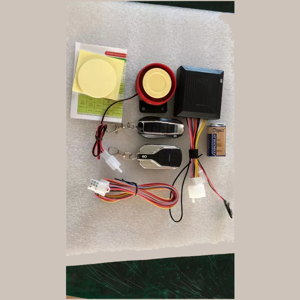 Foto 4 pulgar | Language Alarma Antirrobo P/moto Encendido A Distancia Control Remoto Eo Safe Imports Esi-6571-1 Multicolor