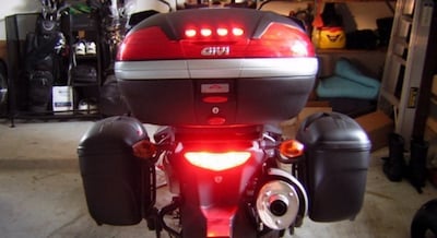 Foto 2 | Kit Luz De Stop E105s Para Caja Givi V46 Motero