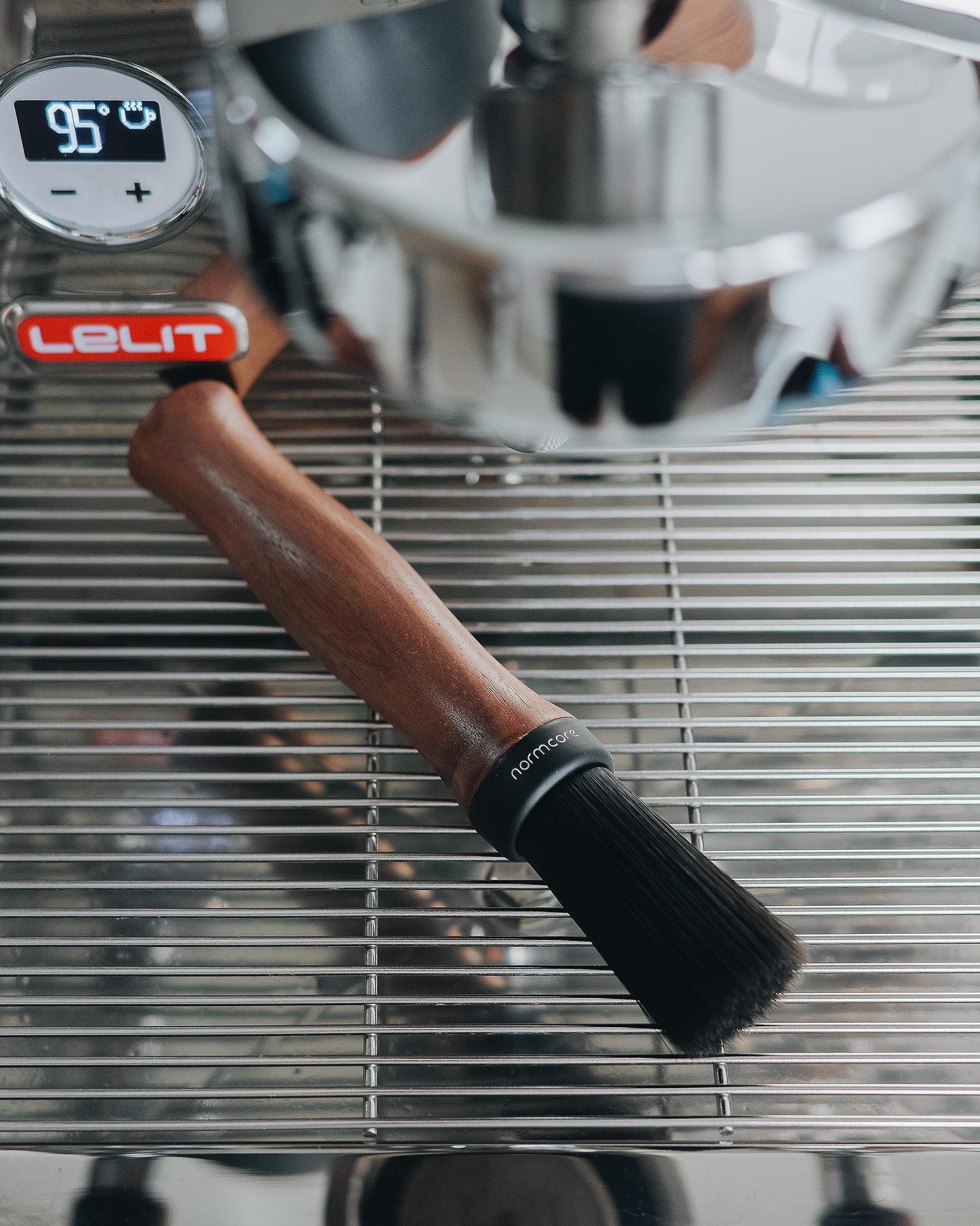 Foto 3 pulgar | Cepillo De Limpieza De Café Normcore Barista Con Mango De Madera De Nogal - Venta Internacional.