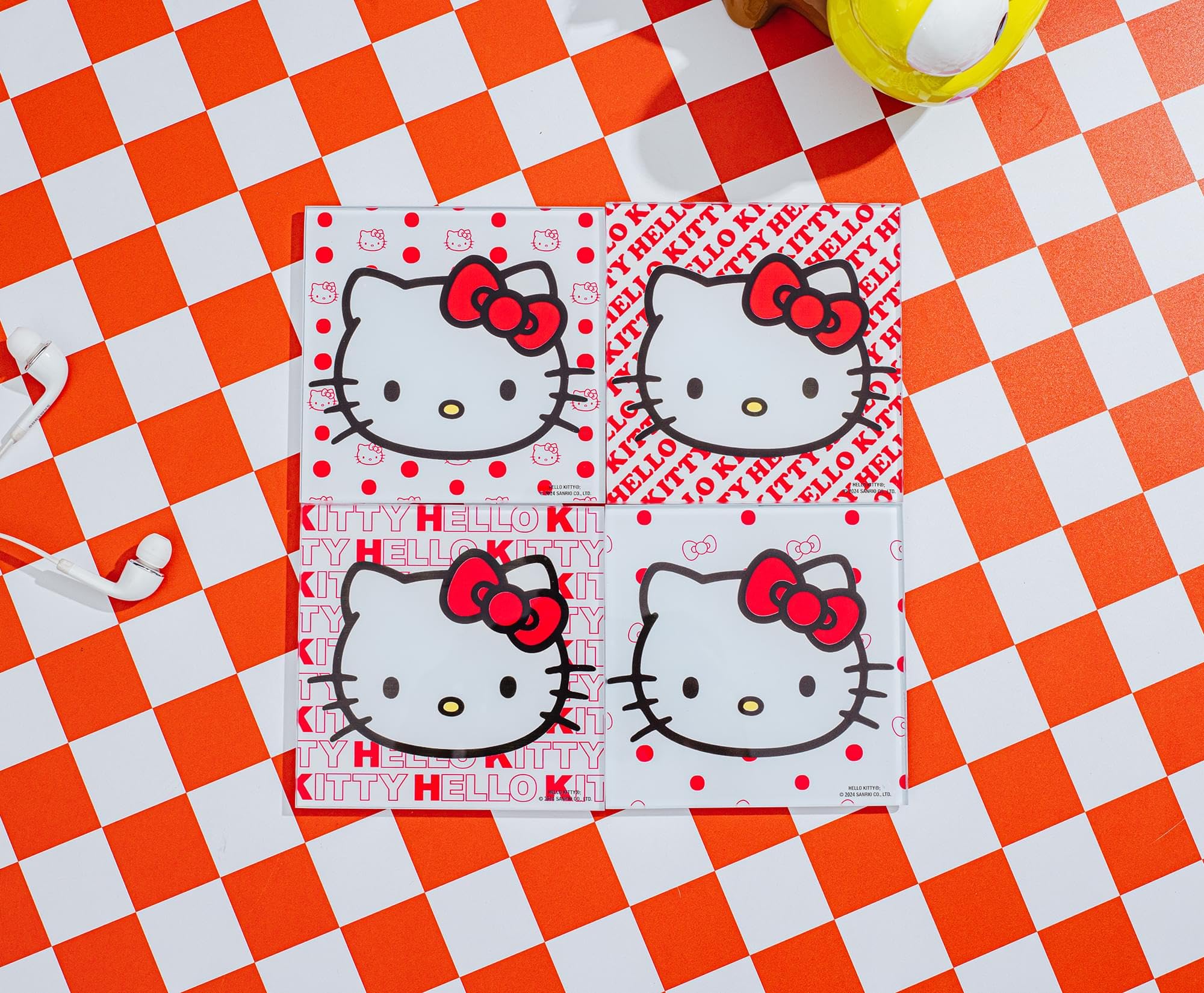 Foto 5 | Set De Posavasos Sanrio Hello Kitty Red Bow Glass X4 - Venta Internacional.