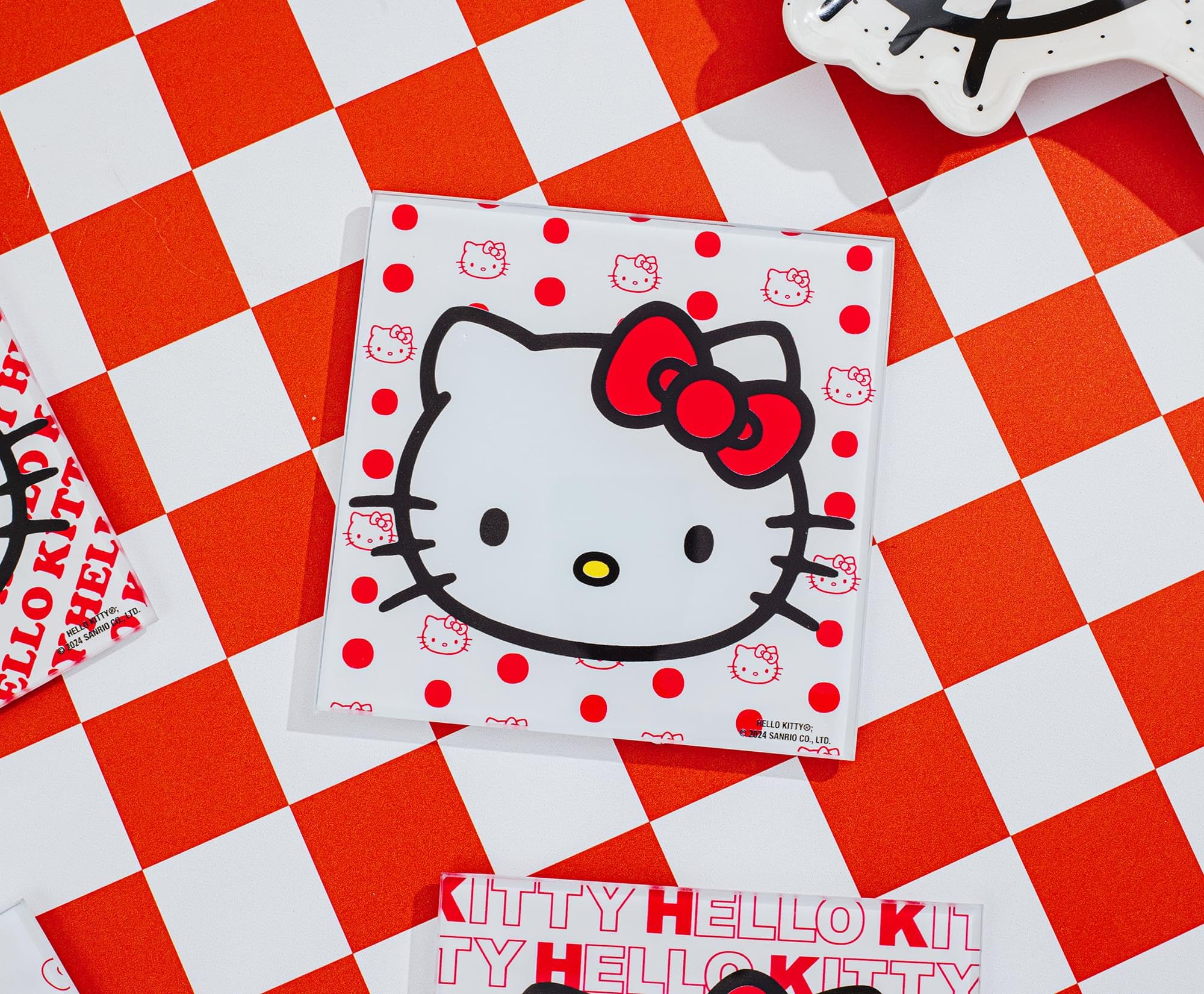 Foto 6 | Set De Posavasos Sanrio Hello Kitty Red Bow Glass X4 - Venta Internacional.