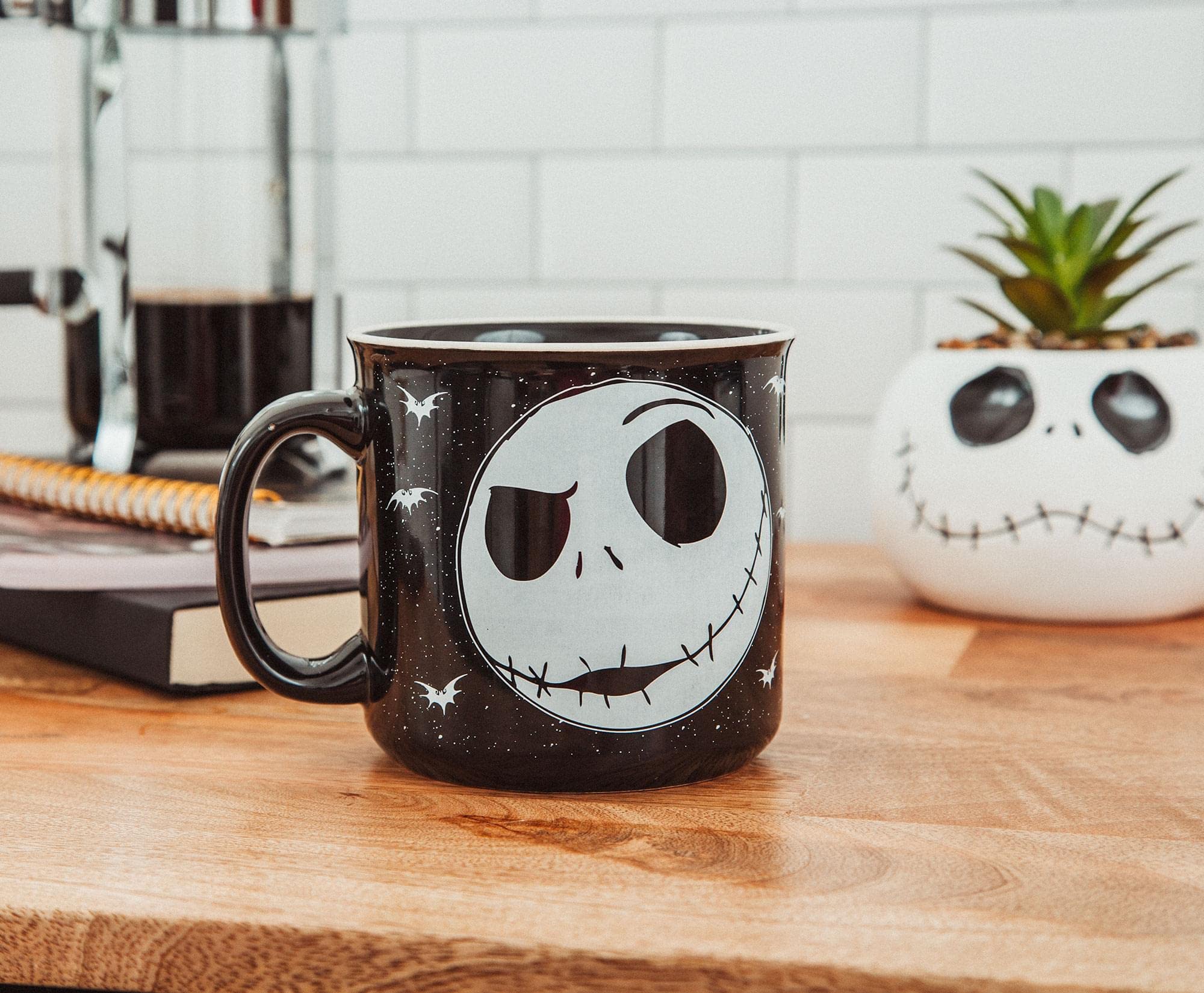 Foto 6 | Taza Camper De Cerámica Silver Buffalo Disney Nightmare  600 Ml  Jack - Venta Internacional.