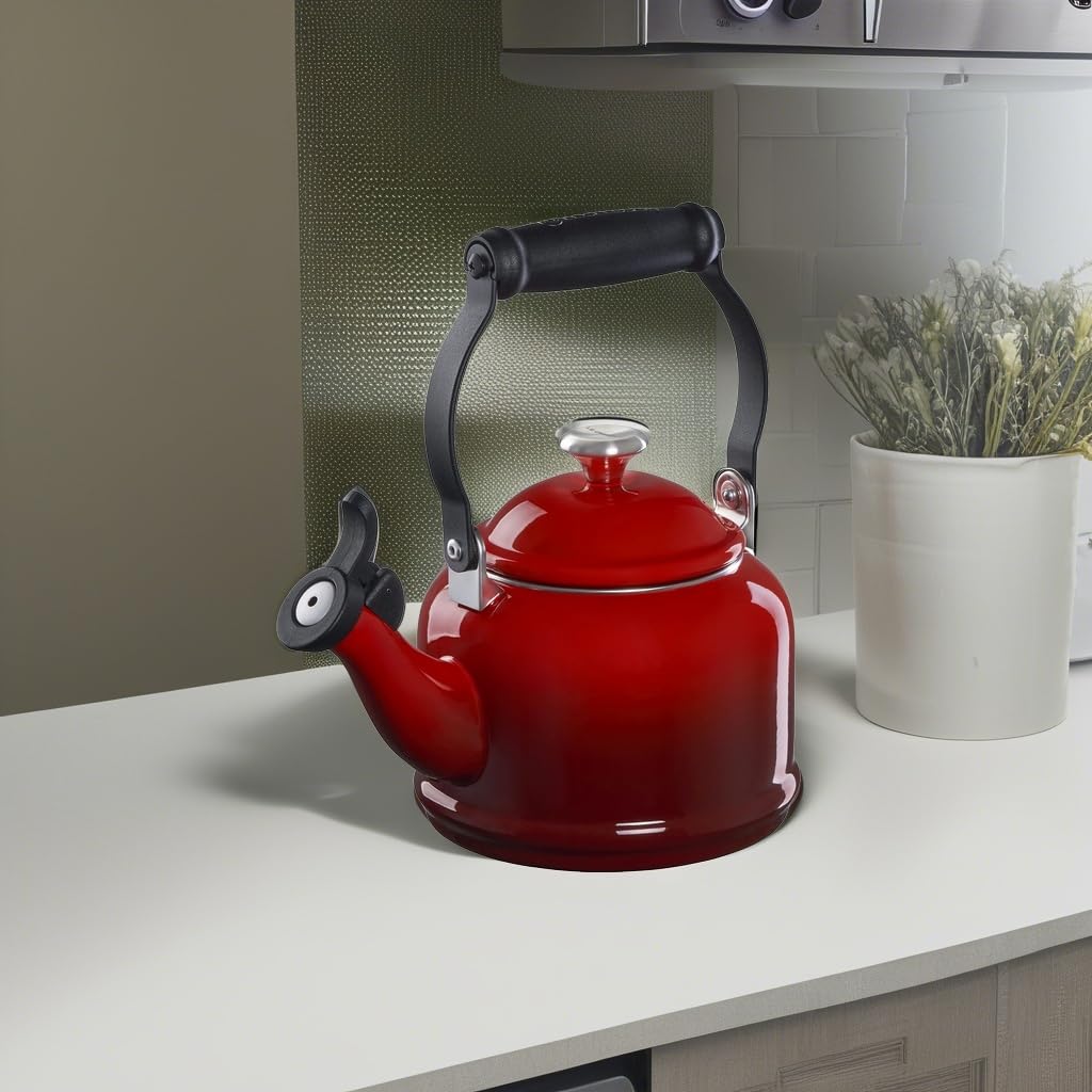 Foto 3 pulgar | Tetera Le Creuset Esmaltada Sobre Acero Demi, 1,25 L, Color Cereza - Venta Internacional.