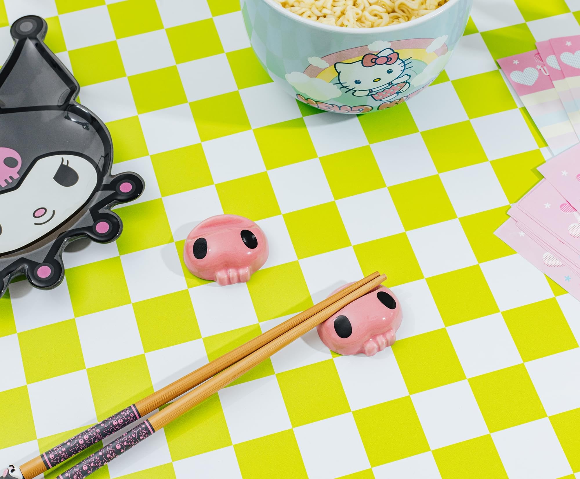 Foto 5 | Juego De Palillos Sanrio Hello Kitty Kuromi  2 Pares  Bambú - Venta Internacional.