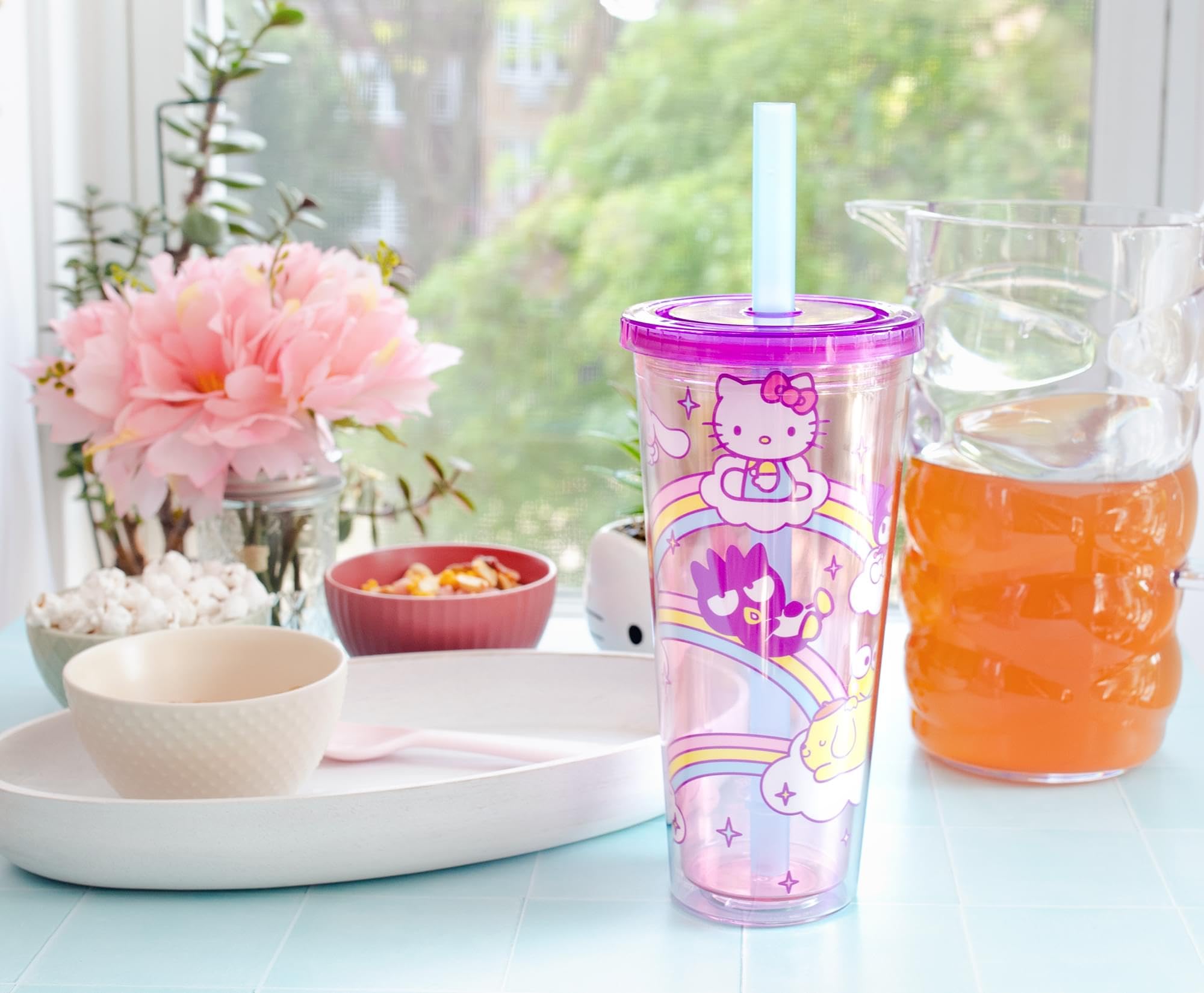 Foto 3 pulgar | Vaso Silver Buffalo Sanrio Hello Kitty De 700 Ml Con Tapa Y Pajita - Venta Internacional.