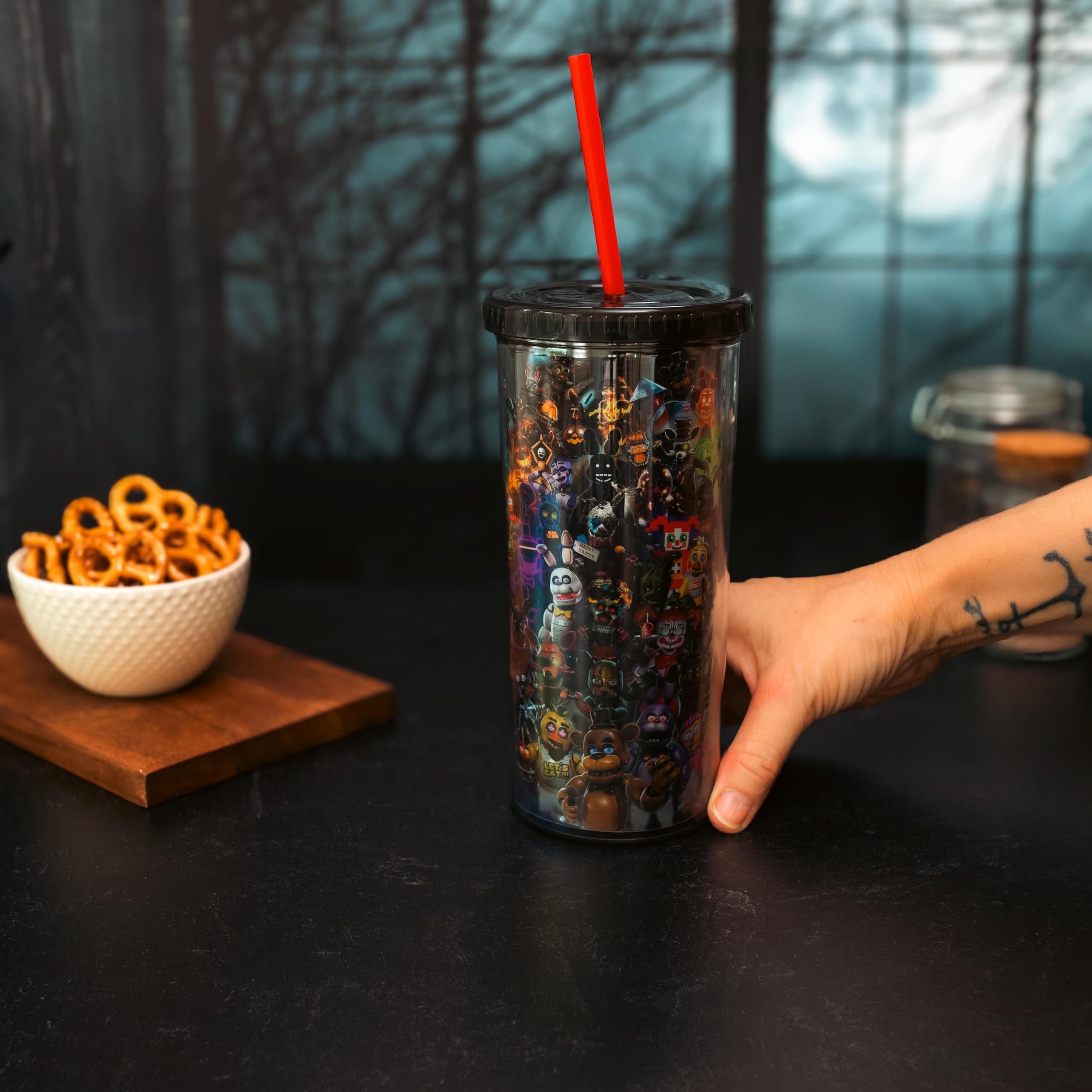 Foto 3 pulgar | Copa Cold Cup Silver Buffalo Five Nights At Freddy's, 600 Ml - Venta Internacional.