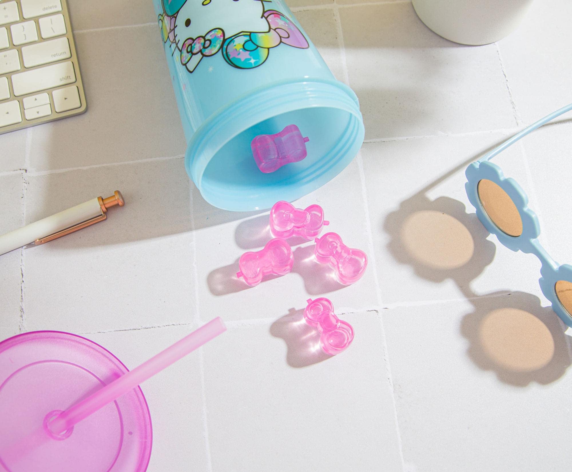 Foto 5 pulgar | Vaso De Viaje Sanrio Hello Kitty Starshine Que Cambia De Color - Venta Internacional.