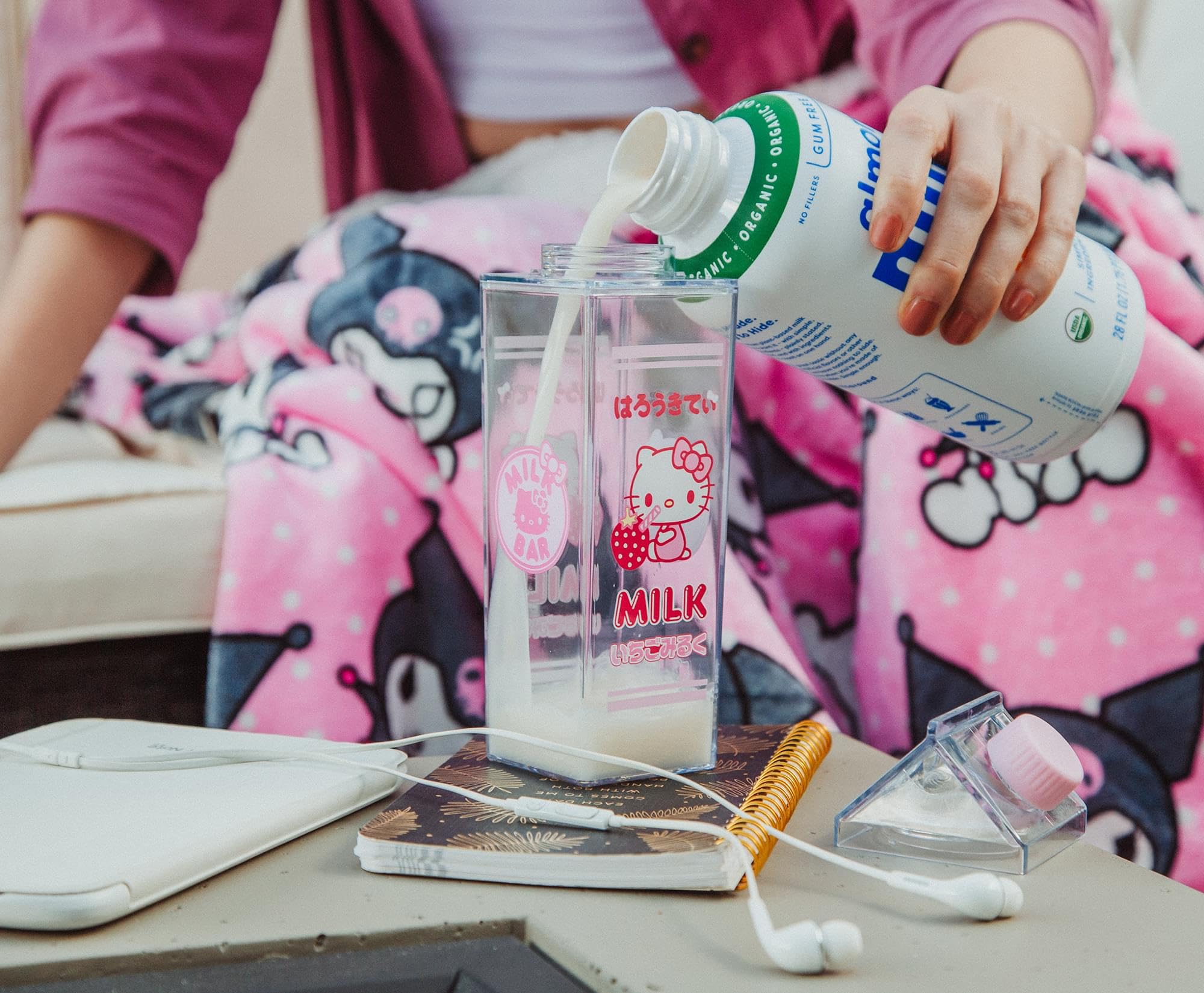 Foto 7 pulgar | Botella De Cartón De Leche Silver Buffalo Sanrio Hello Kitty 480 Ml - Venta Internacional.