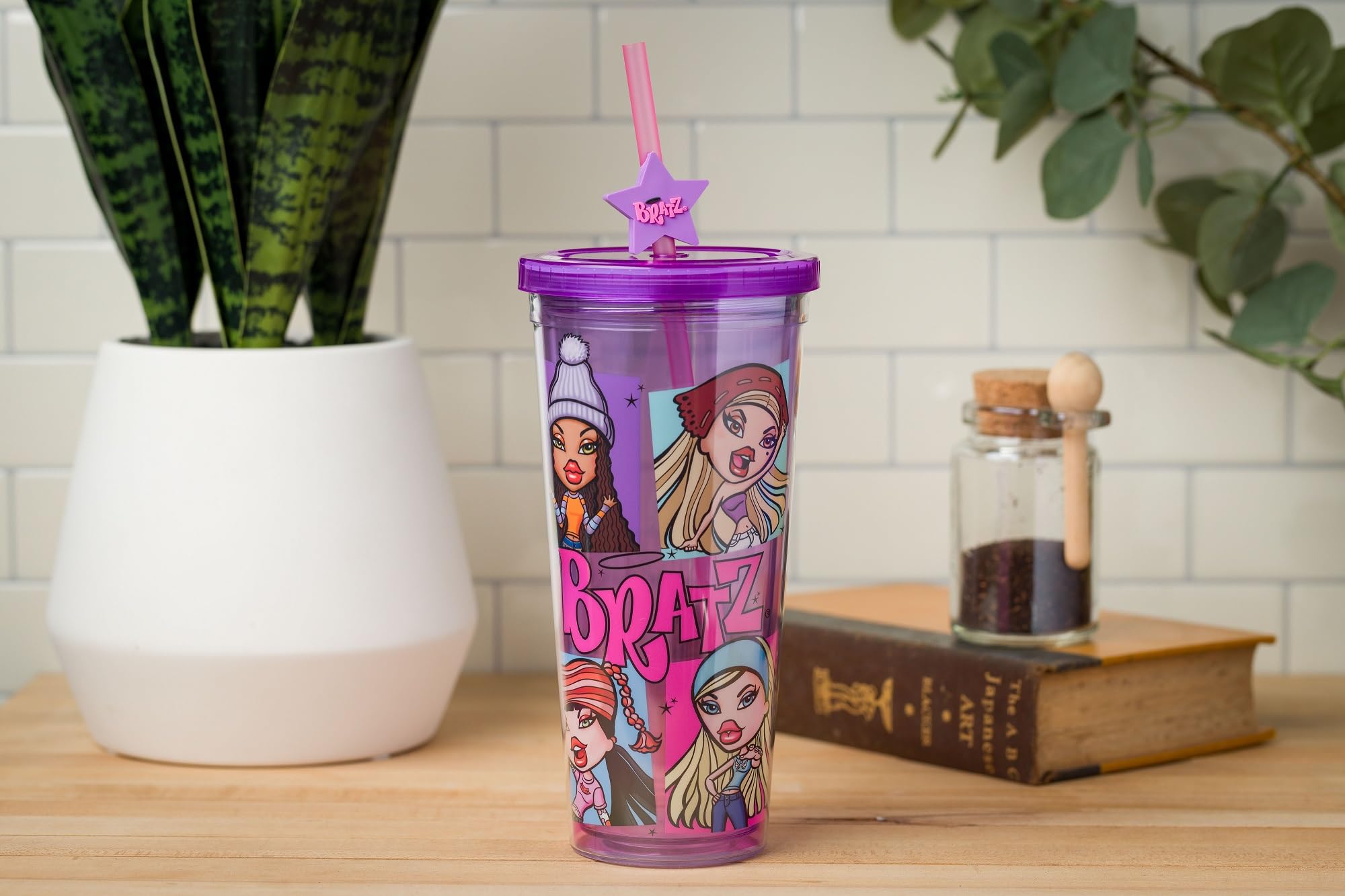 Foto 4 pulgar | Muñecas Cold Cup Silver Buffalo Bratz De 700 Ml Con Tapa Y Pajita - Venta Internacional.
