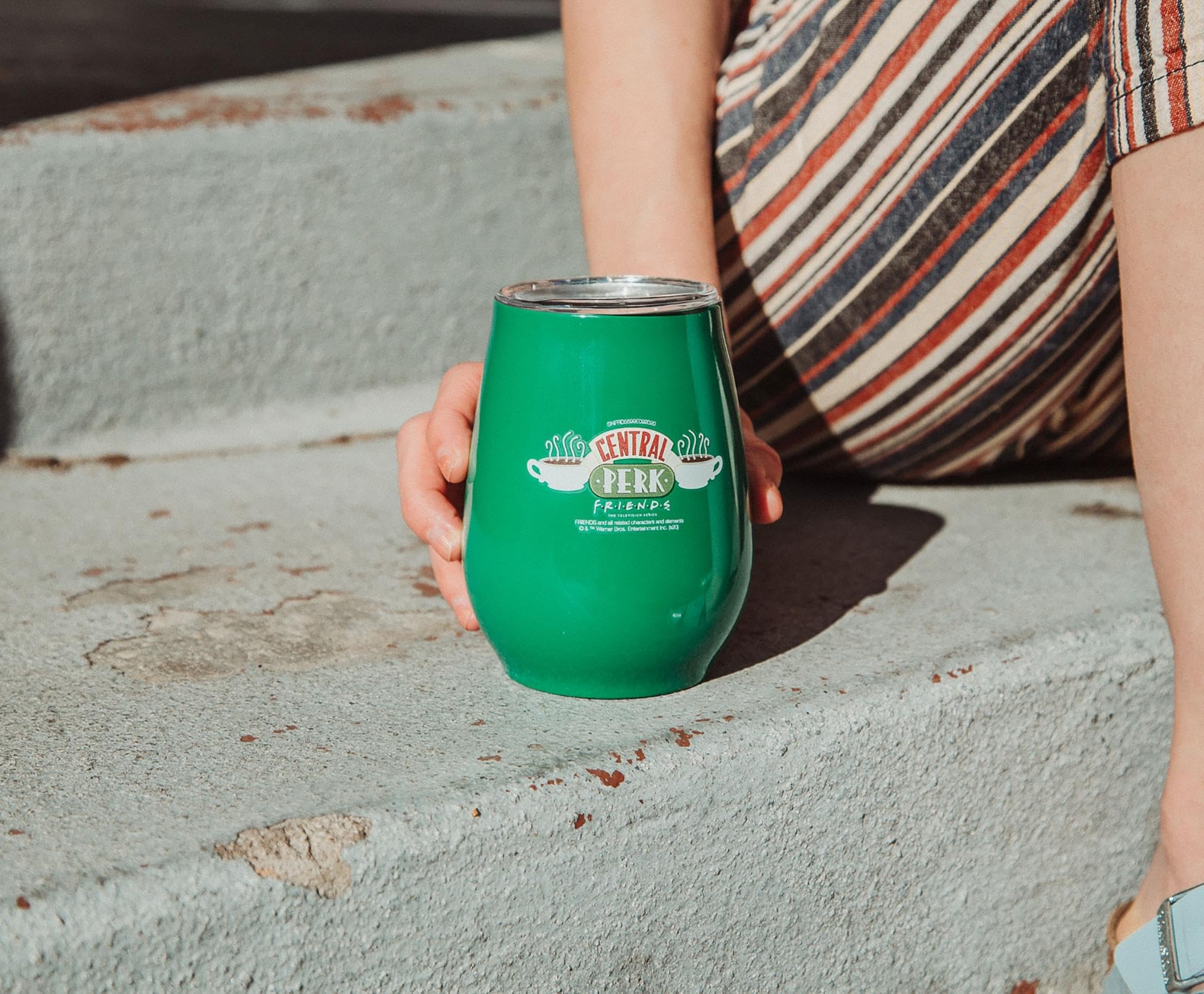 Foto 8 pulgar | Vaso De Vino Silver Buffalo Friends Central Perk 300 Ml - Venta Internacional.