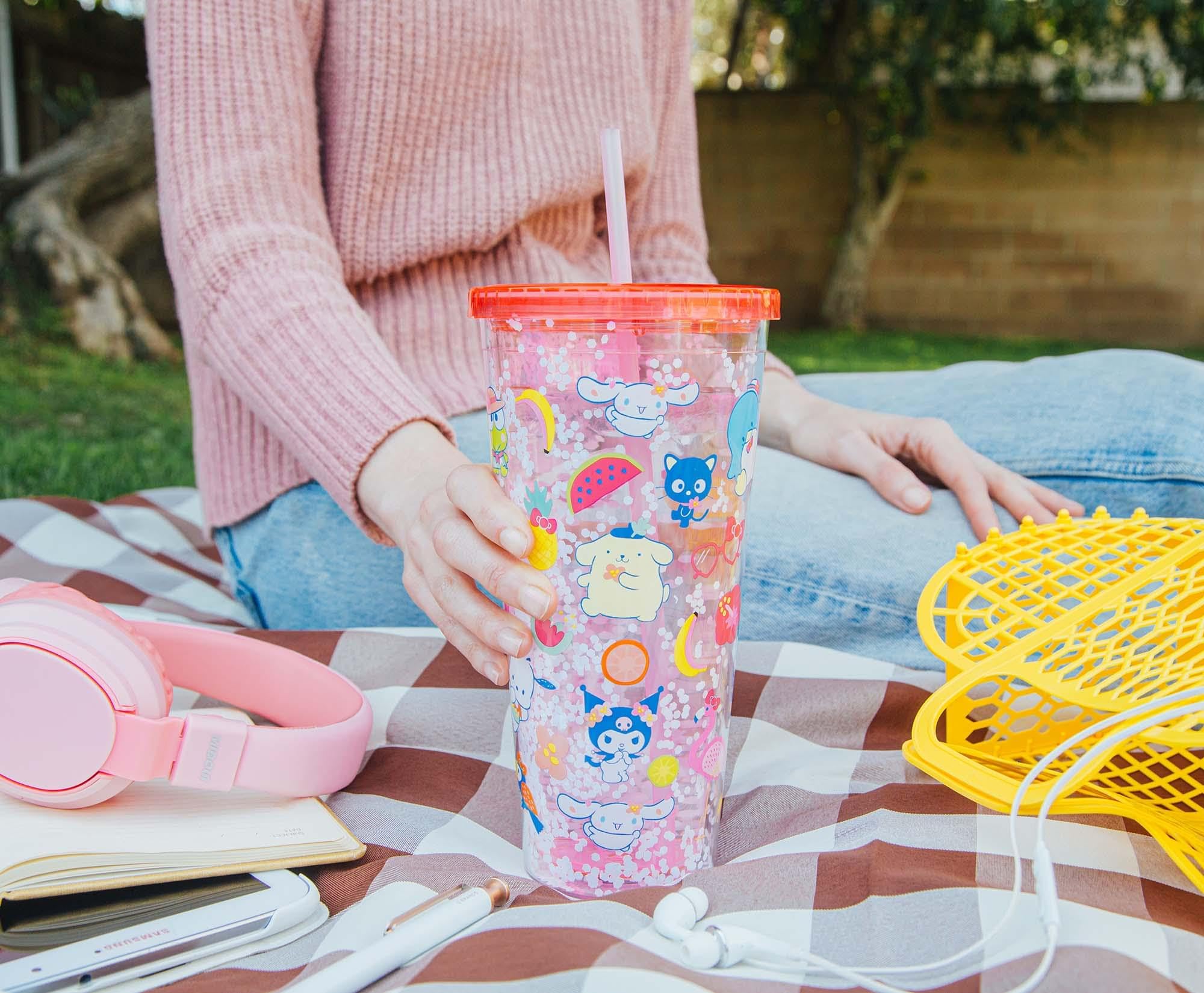 Foto 6 pulgar | Carnival Cup Silver Buffalo Sanrio Hello Kitty 32 Ml Con Tapa - Venta Internacional.