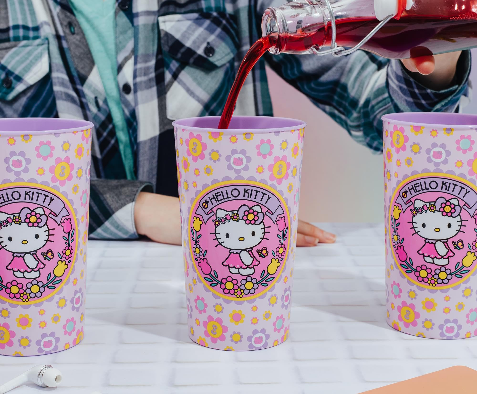 Foto 7 pulgar | Set De Vasos Silver Buffalo Sanrio Hello Kitty Flowers X4  650 Ml - Venta Internacional.