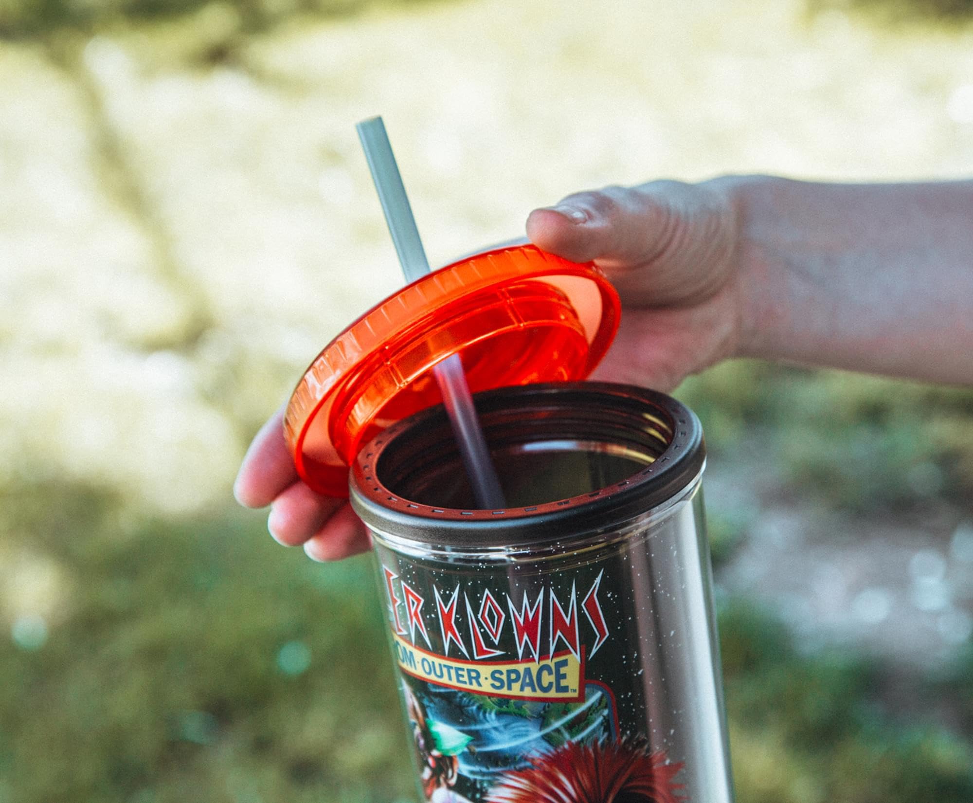 Foto 5 | Vaso De Viaje Plateado Con Búfalos Asesinos De Payasos Del Espacio - Venta Internacional.