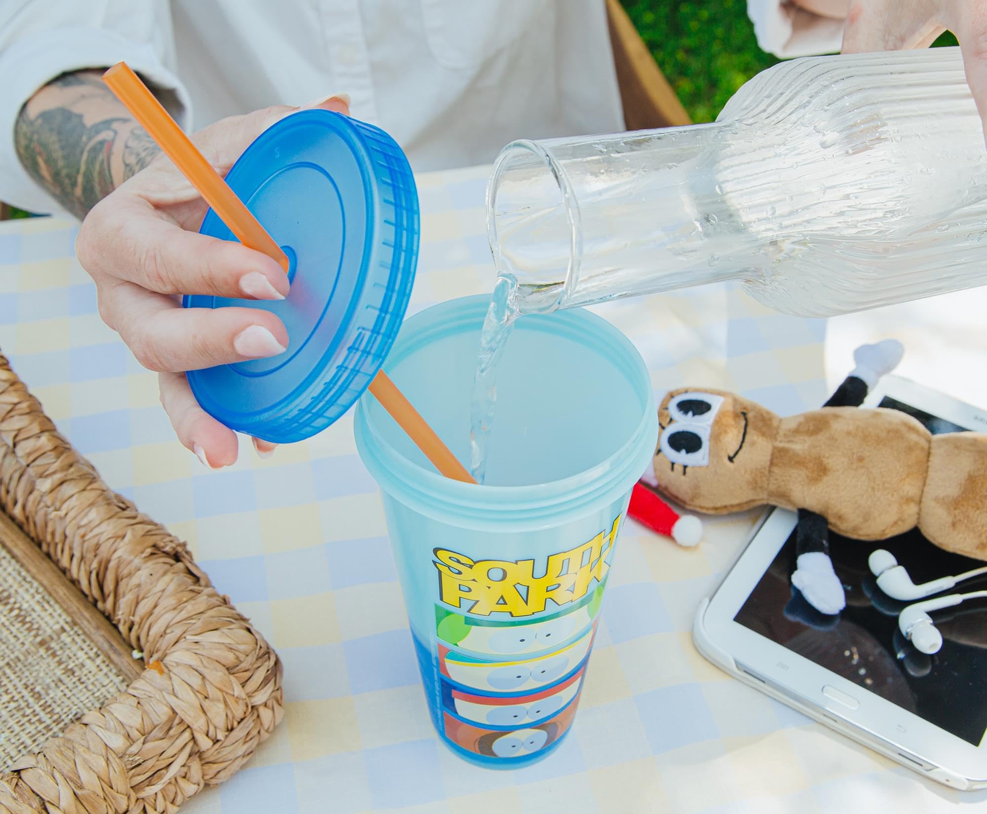 Foto 6 | Vaso De Viaje Plateado Con Personajes De Buffalo South Park  700 Ml - Venta Internacional.