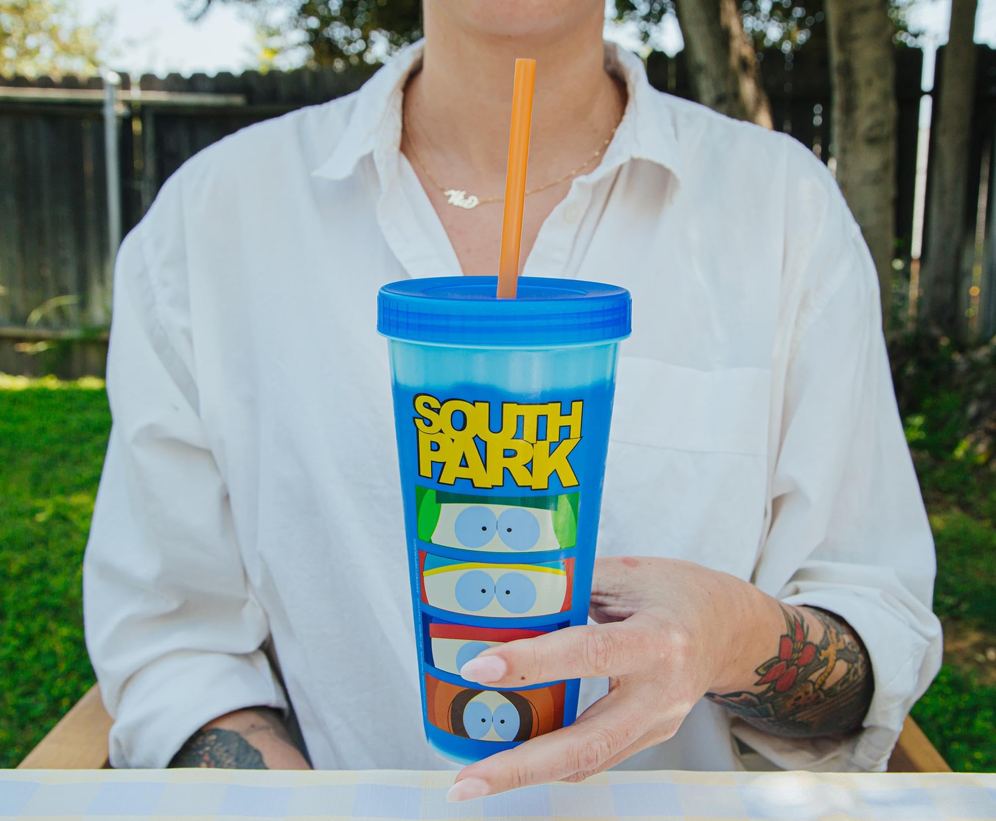 Foto 7 | Vaso De Viaje Plateado Con Personajes De Buffalo South Park  700 Ml - Venta Internacional.
