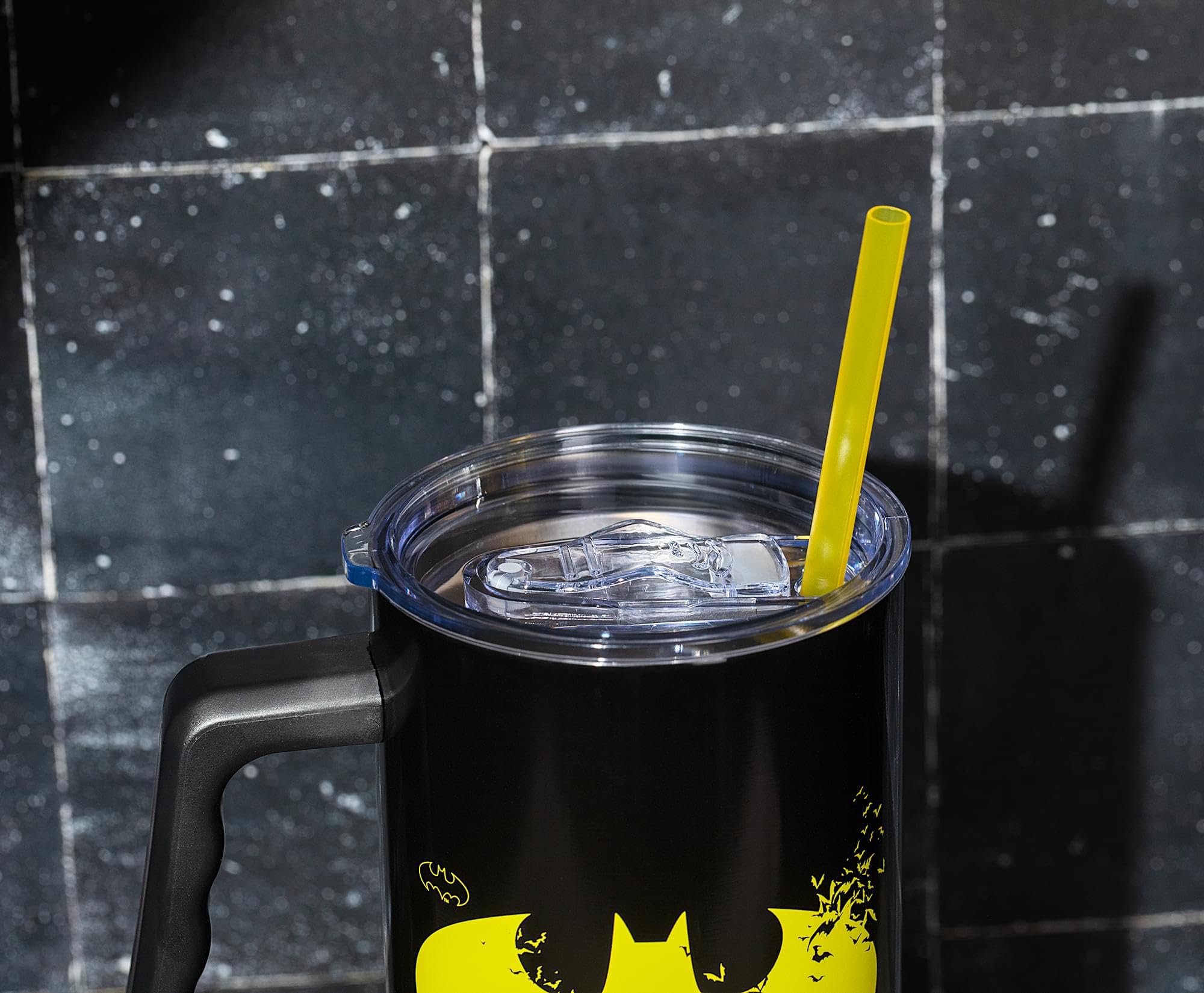 Foto 5 | Vaso Plateado Buffalo Dc Comics Batman 1 2 L De Acero Inoxidable - Venta Internacional.