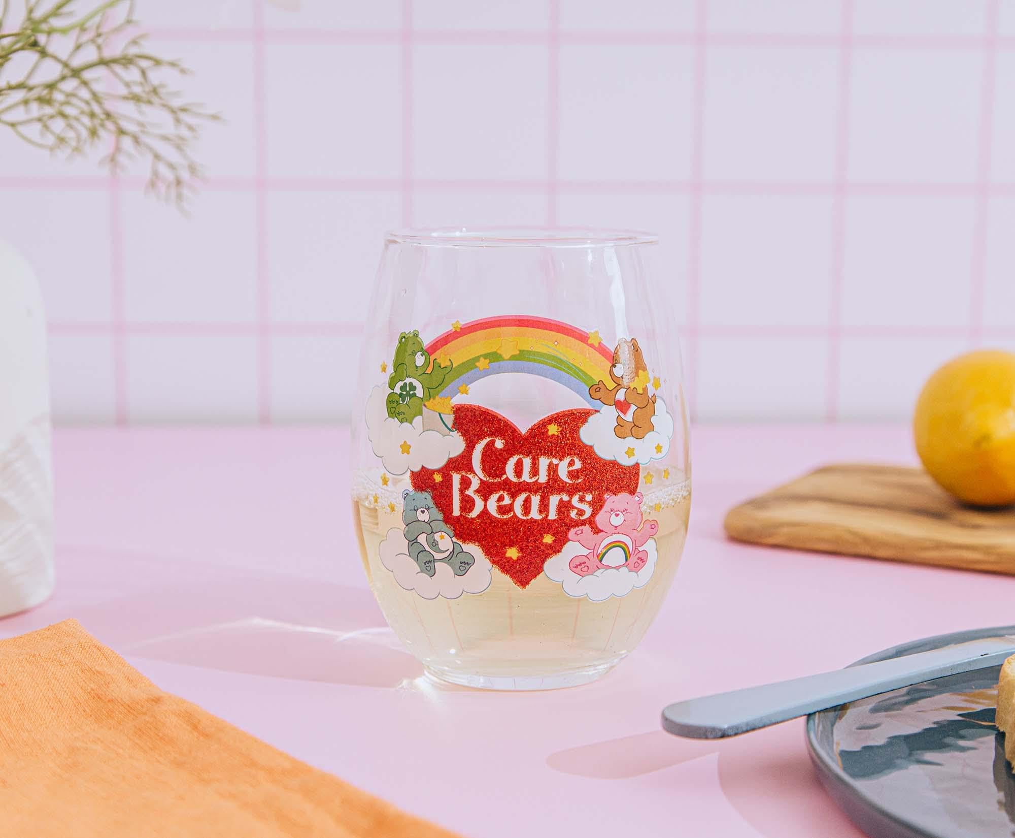 Foto 4 pulgar | Copa De Vino Silver Buffalo Care Bears Rainbow Heart 600 Ml - Venta Internacional.