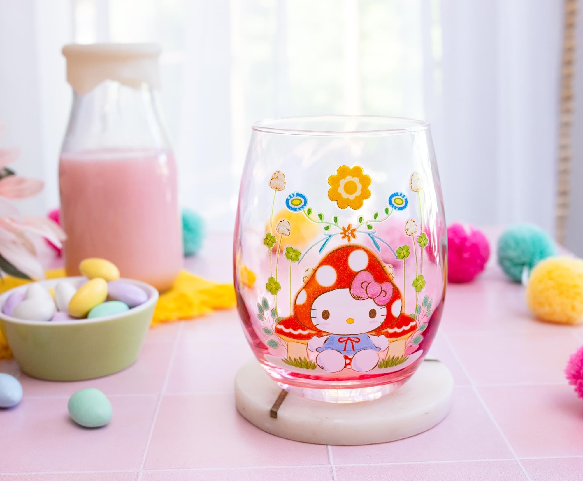 Foto 6 pulgar | Copa De Vino Silver Buffalo Sanrio Hello Kitty Mushroom 600 Ml - Venta Internacional.