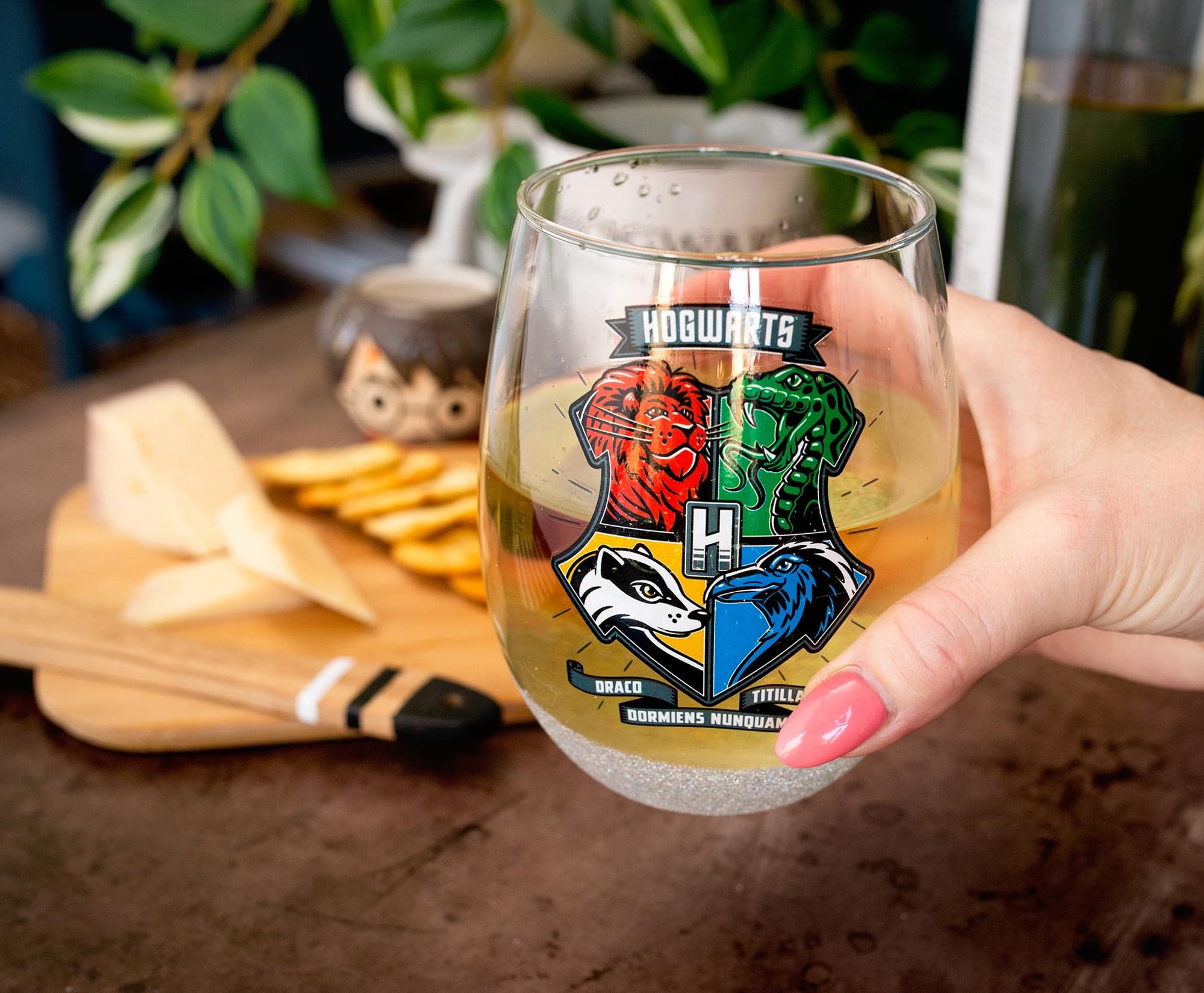 Foto 4 pulgar | Copa De Vino Silver Buffalo Harry Potter Hogwarts 590ml - Venta Internacional.