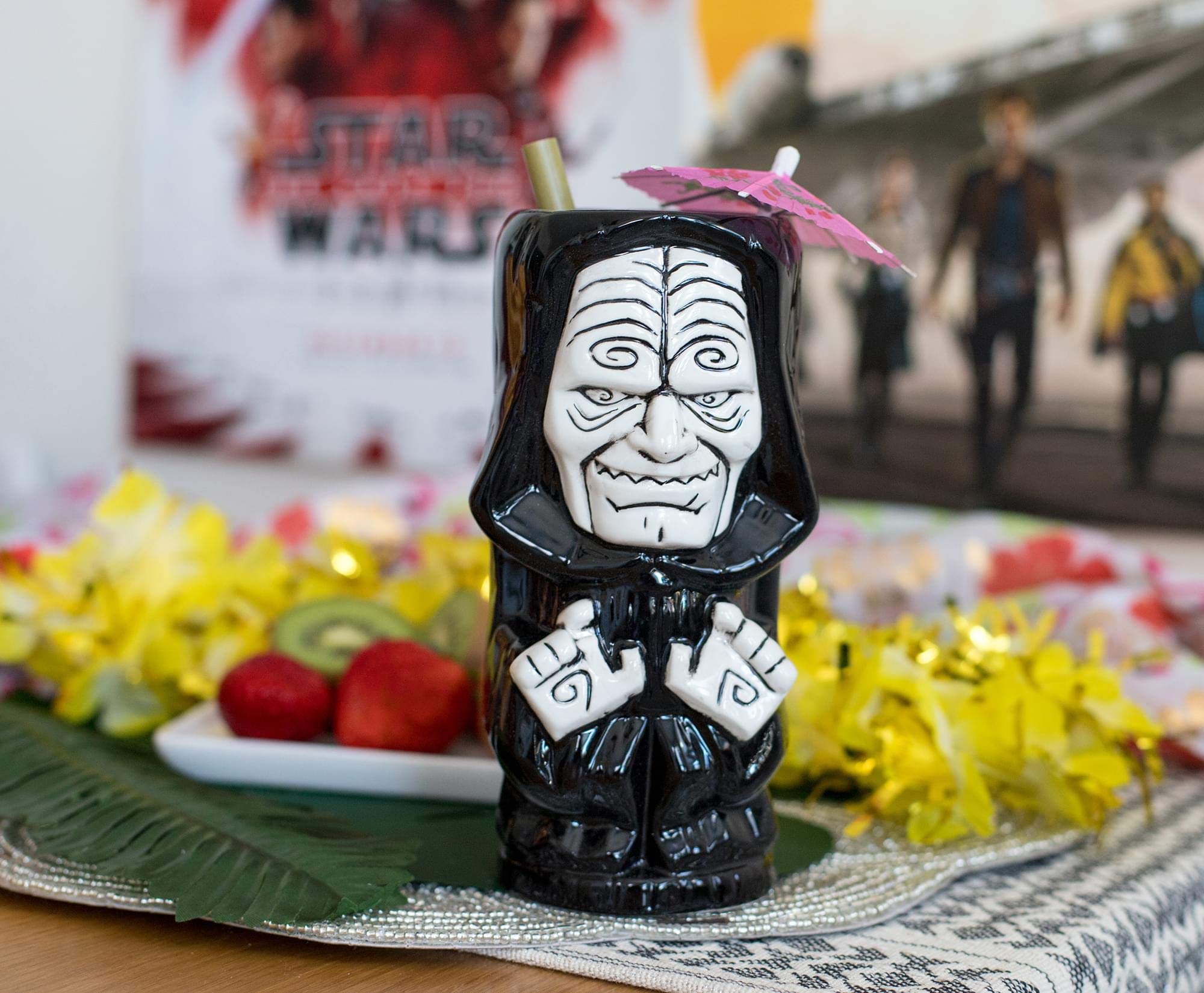 Foto 5 | Taza De Cerámica Star Wars Geeki Tikis Emperor Palpatine 530ml - Venta Internacional.