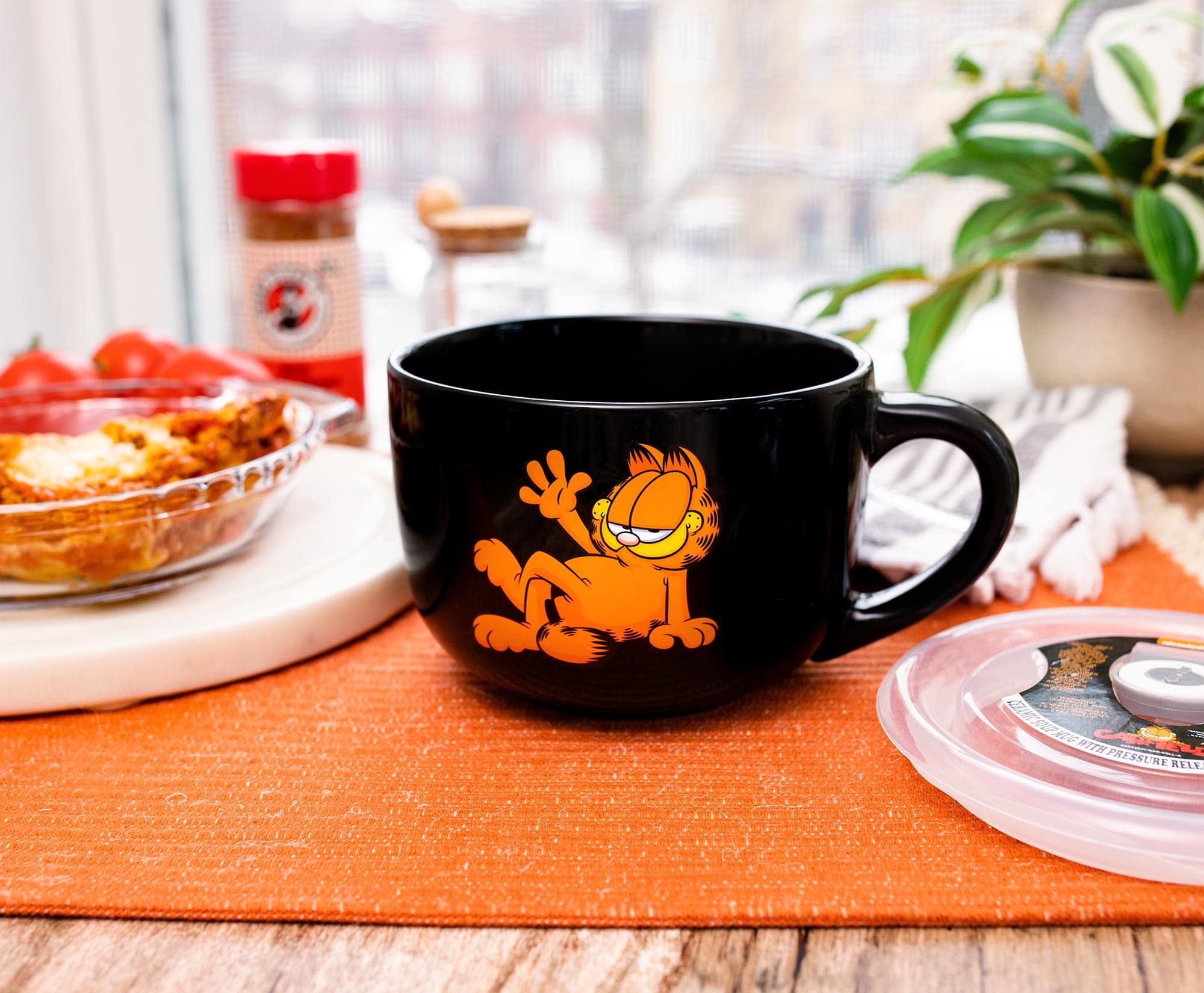 Foto 5 | Taza de Sopa Silver Buffalo Garfield Cerámica 700 ml con Tapa - Venta Internacional