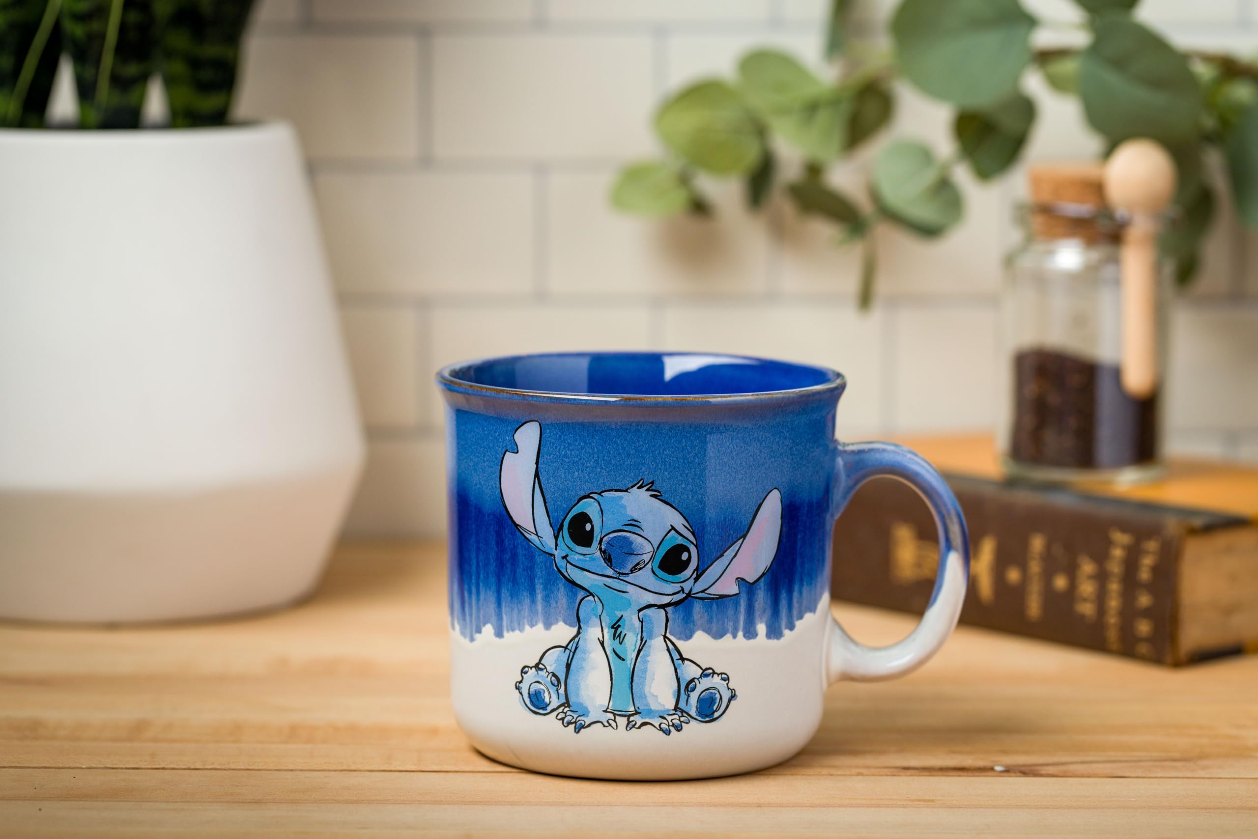 Foto 3 pulgar | Taza Camper Silver Buffalo Disney Lilo And Stitch, 600 Ml - Venta Internacional.