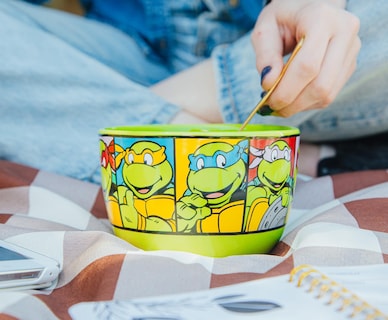 Foto 7 | Taza De Sopa Silver Buffalo Teenage Mutant Ninja Turtles 710 Ml - Venta Internacional.