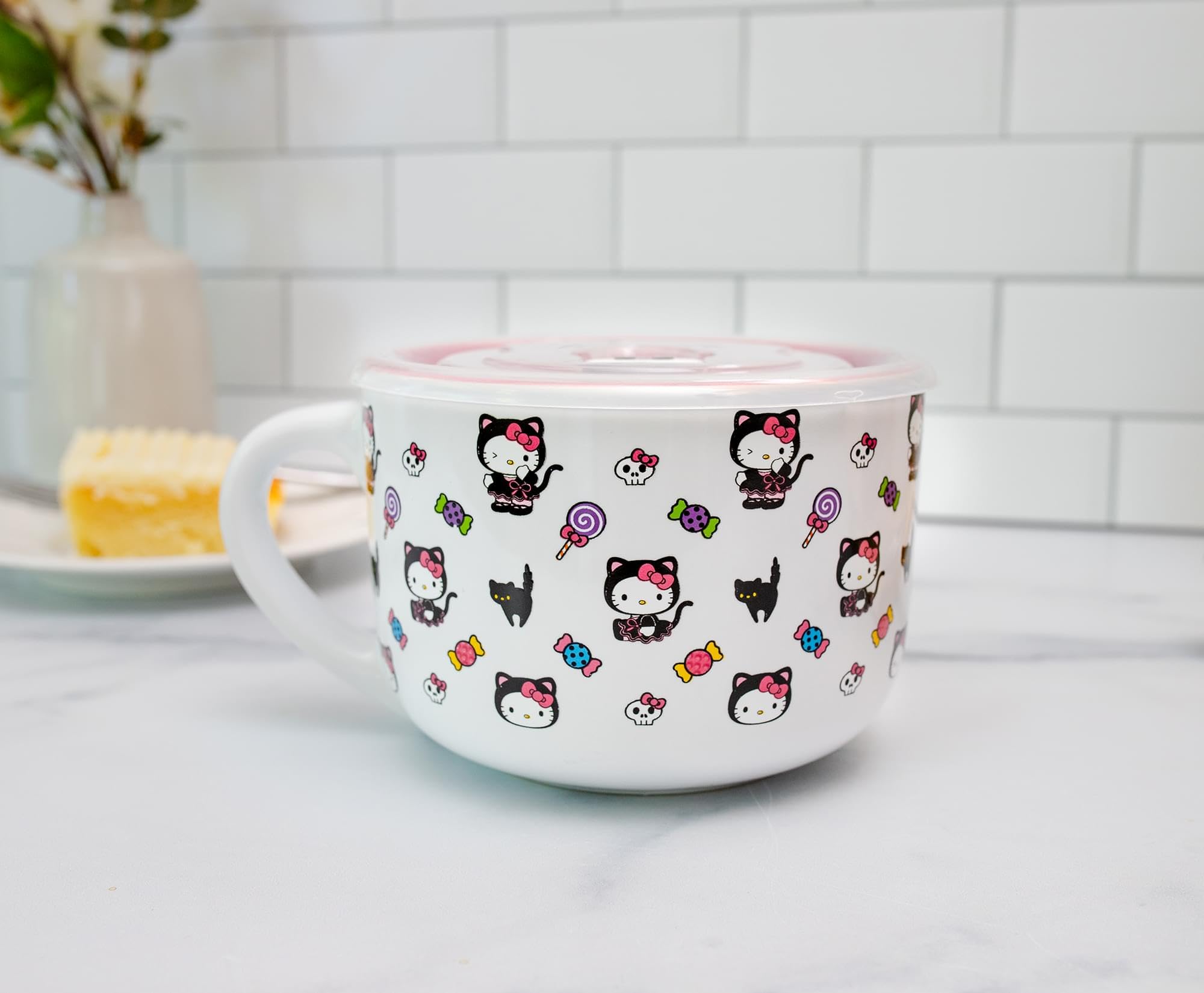 Foto 5 | Taza De Sopa Silver Buffalo Sanrio Hello Kitty Black Cat 700 Ml - Venta Internacional.