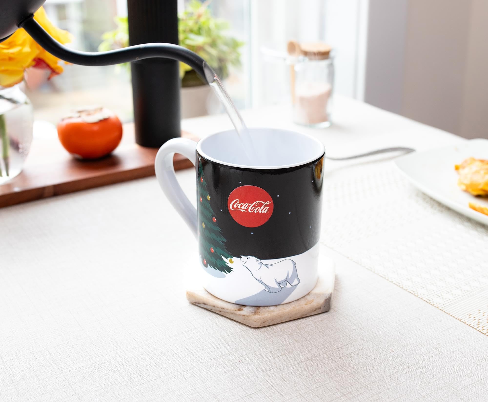 Foto 6 pulgar | Taza Silver Buffalo Coca-cola Holiday Polar Bears 414 Ml - Venta Internacional.