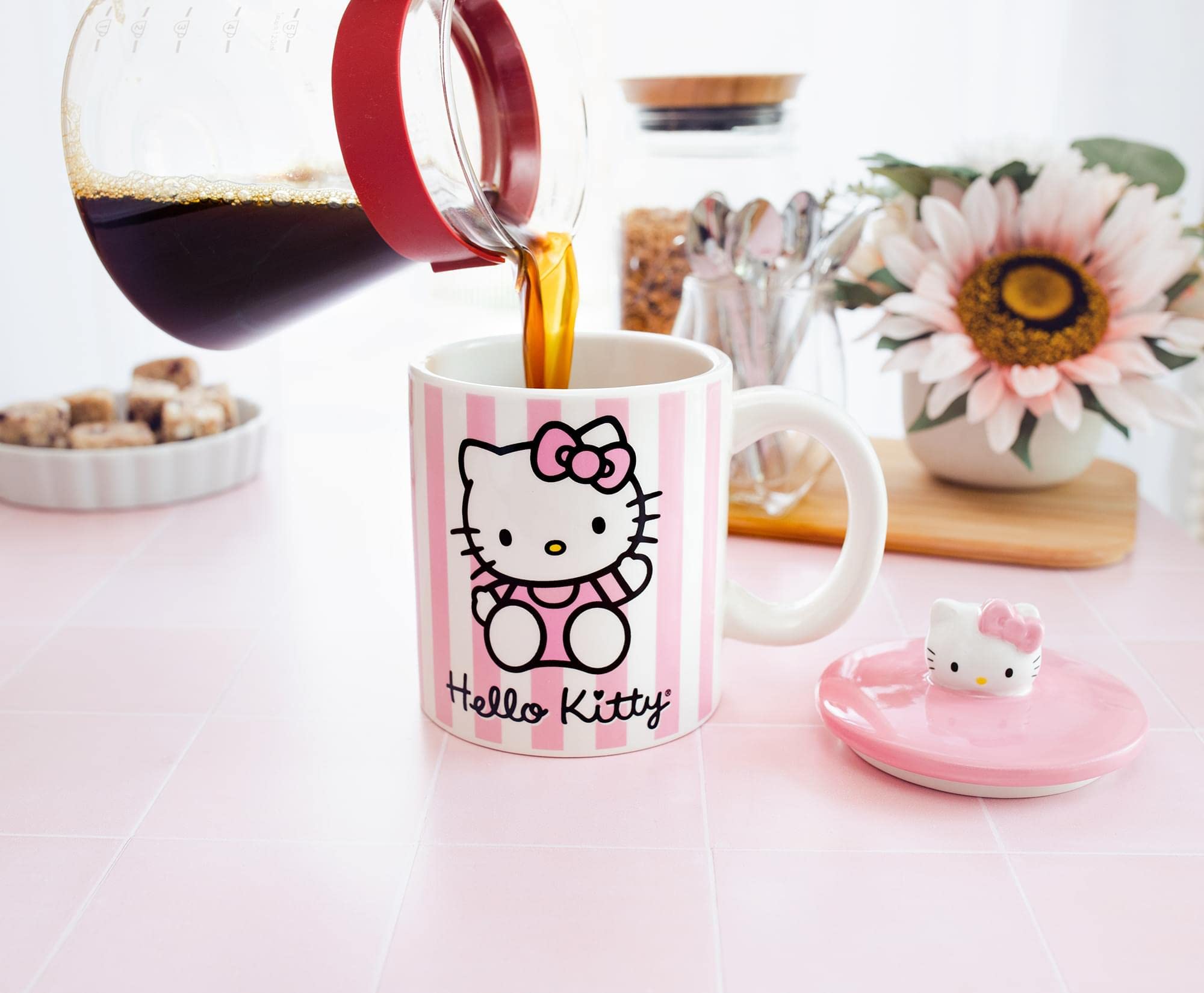 Foto 4 | Taza De Cerámica Toynk Sanrio Hello Kitty Pink Stripes 530ml - Venta Internacional.